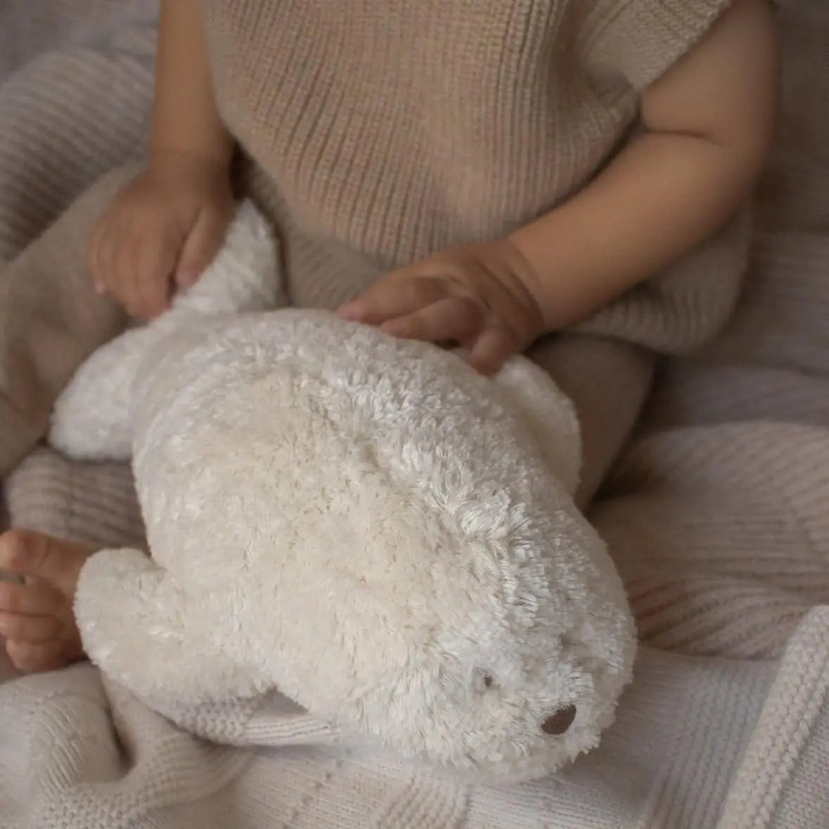 Moonie Organic Humming Seal - Sand