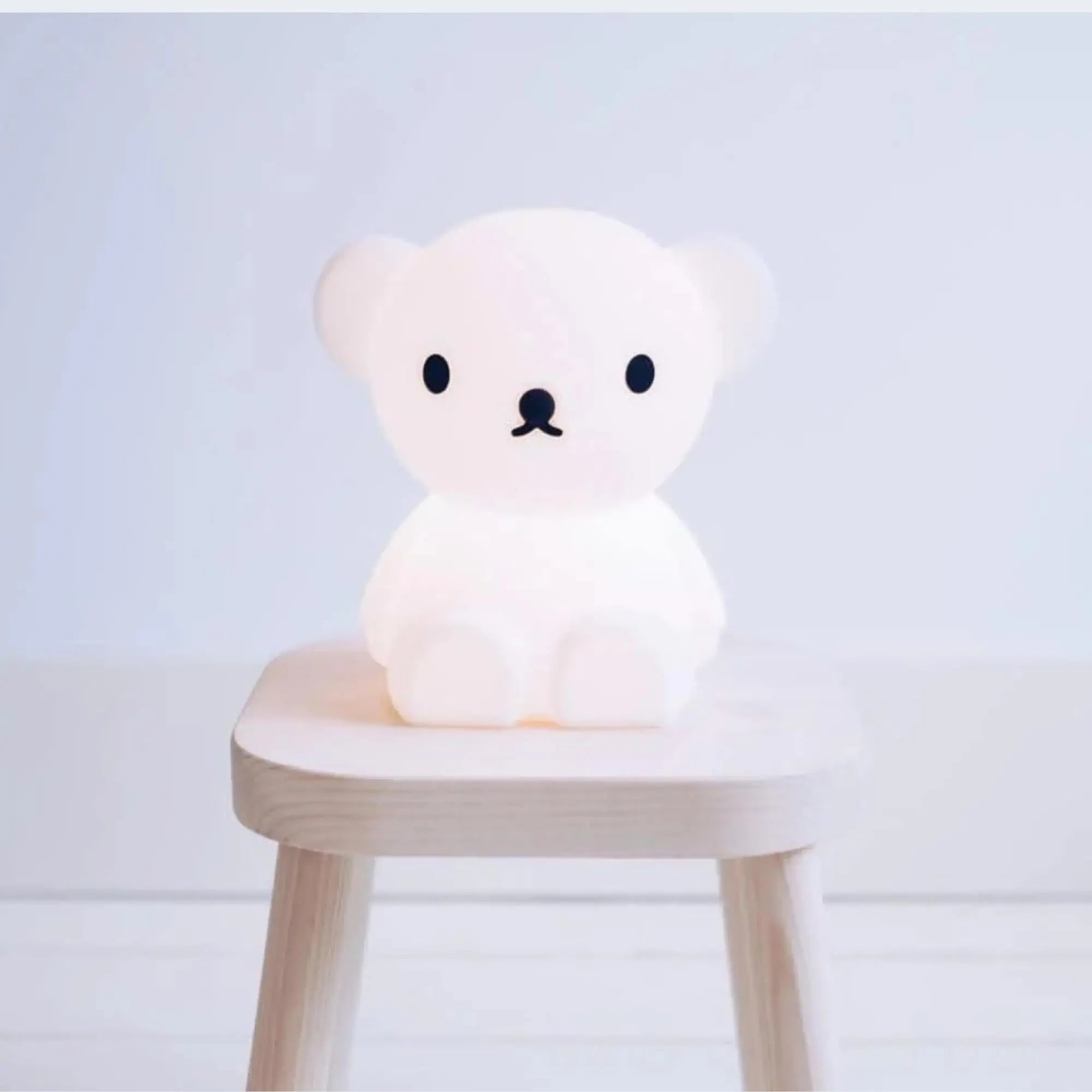 Mr Maria Boris First Light in child's room — BPA-free silicone night light