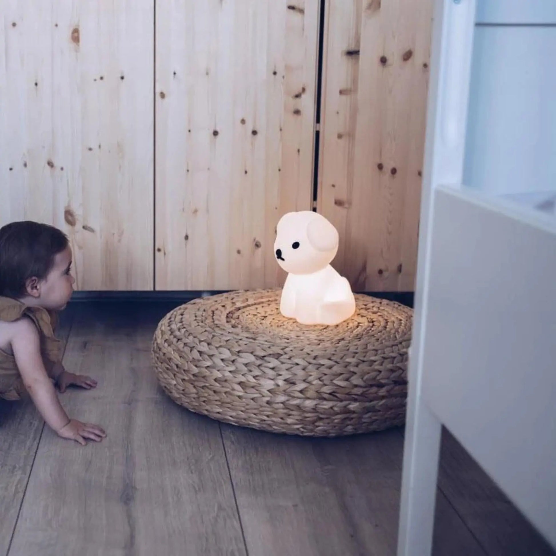 Mr Maria Snuffy First Light in child's room — BPA-free silicone night light