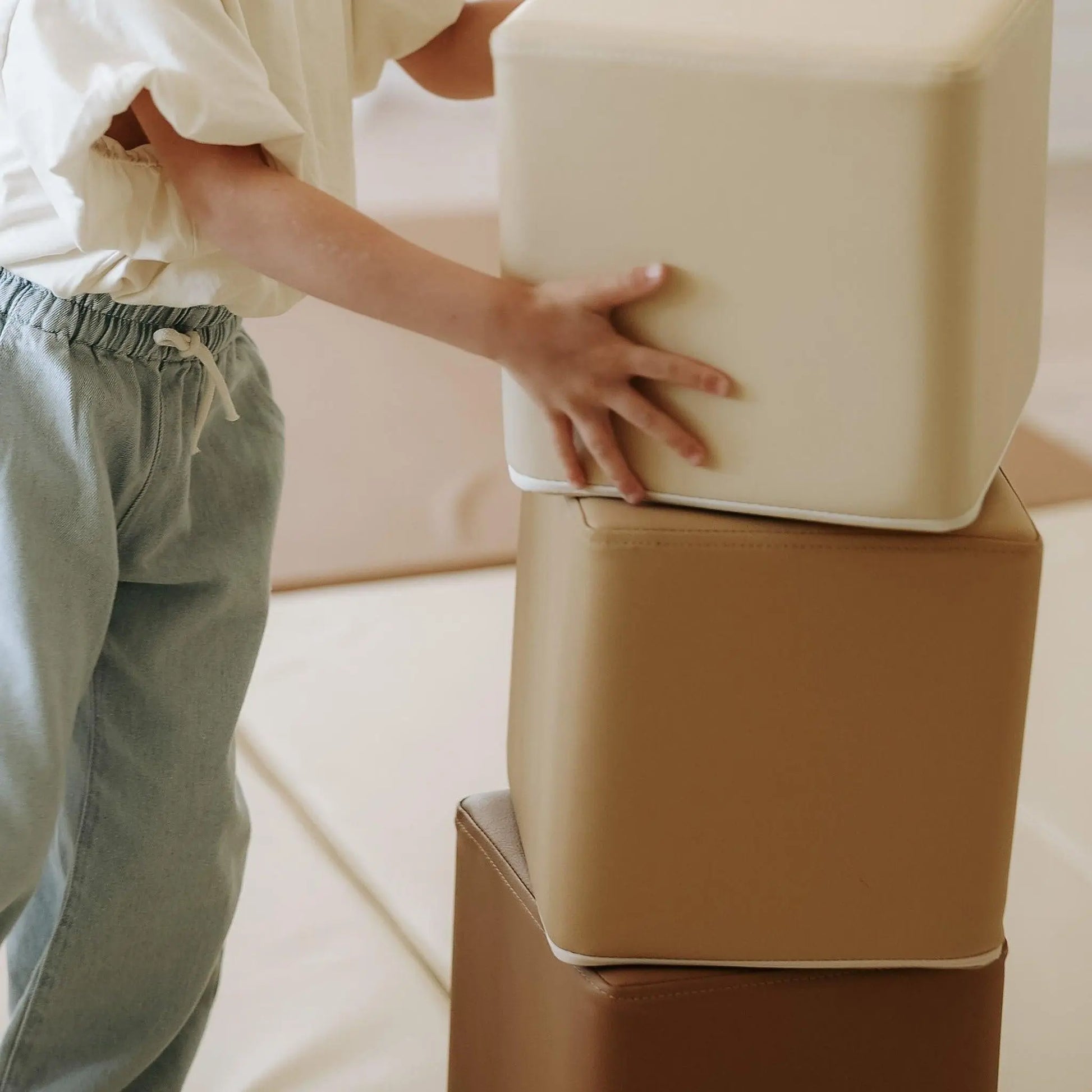 Nuage Interiors Qubo Block Playset