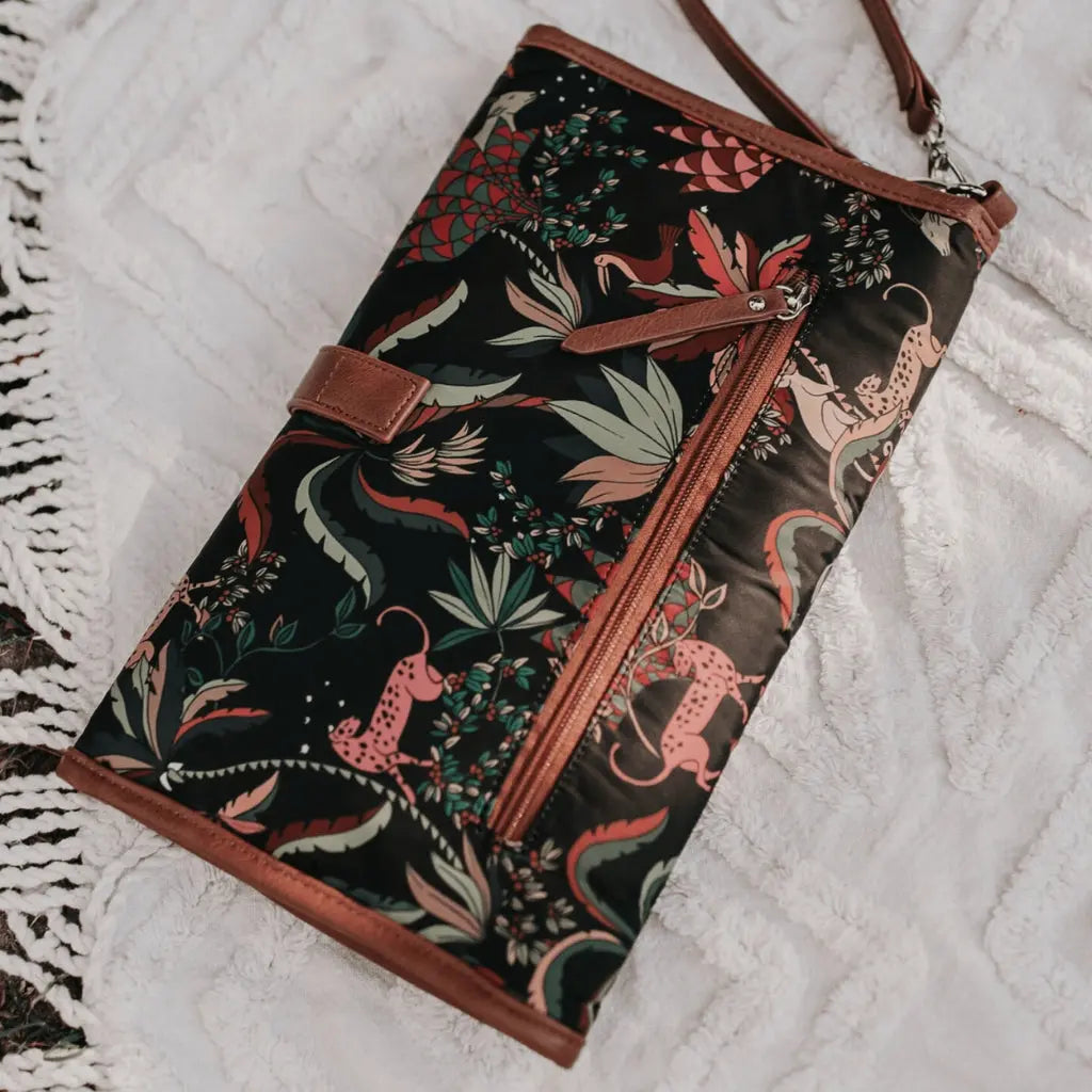 OiOi Change Mat Clutch