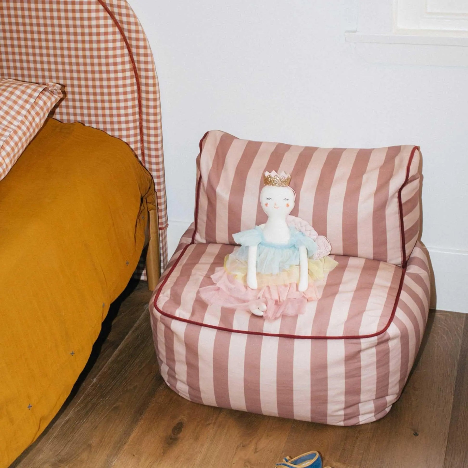 Phile Striped Toddler Lounger – Pink