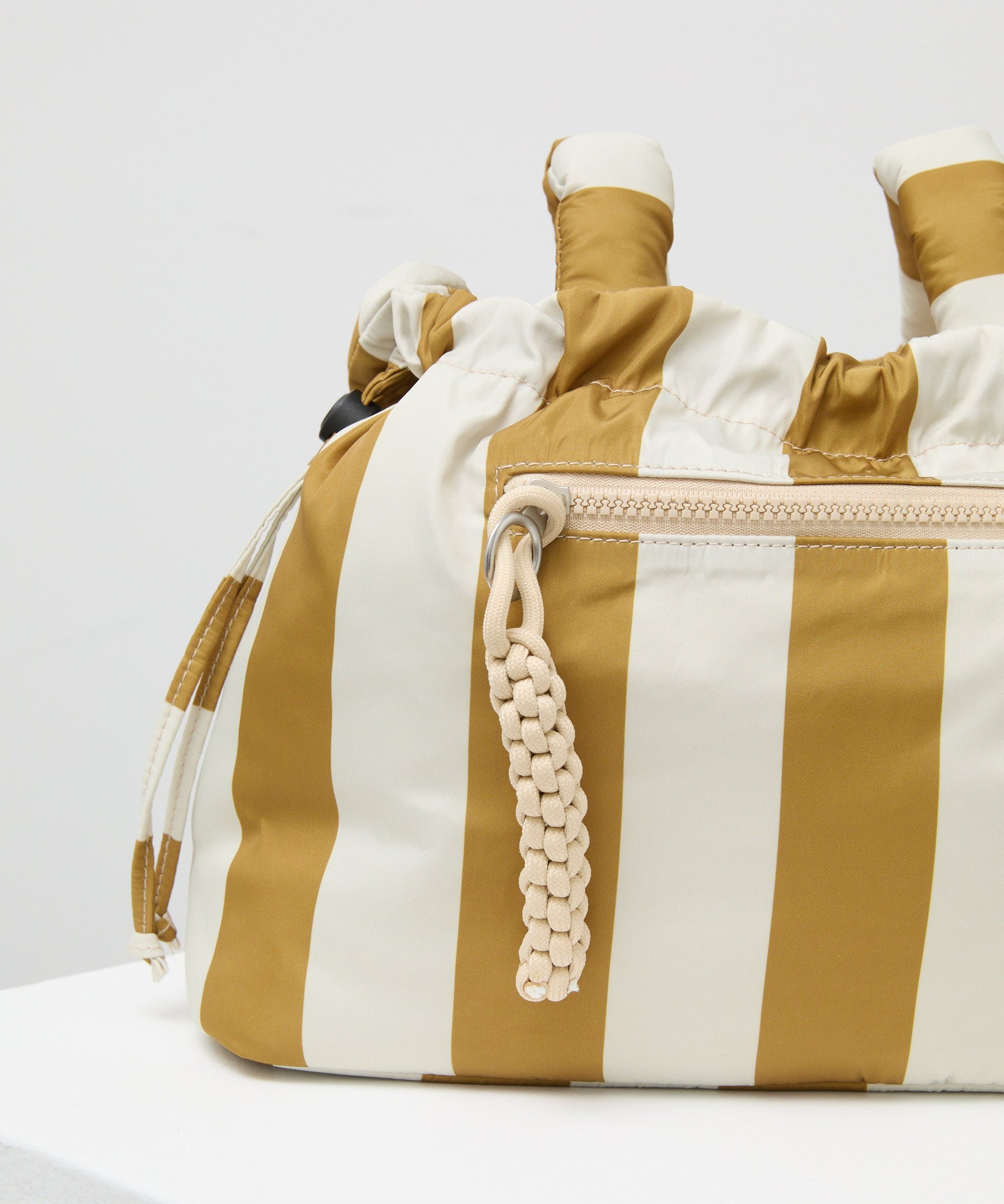 Philé Pram Caddy in Gold Stripe, interior pockets