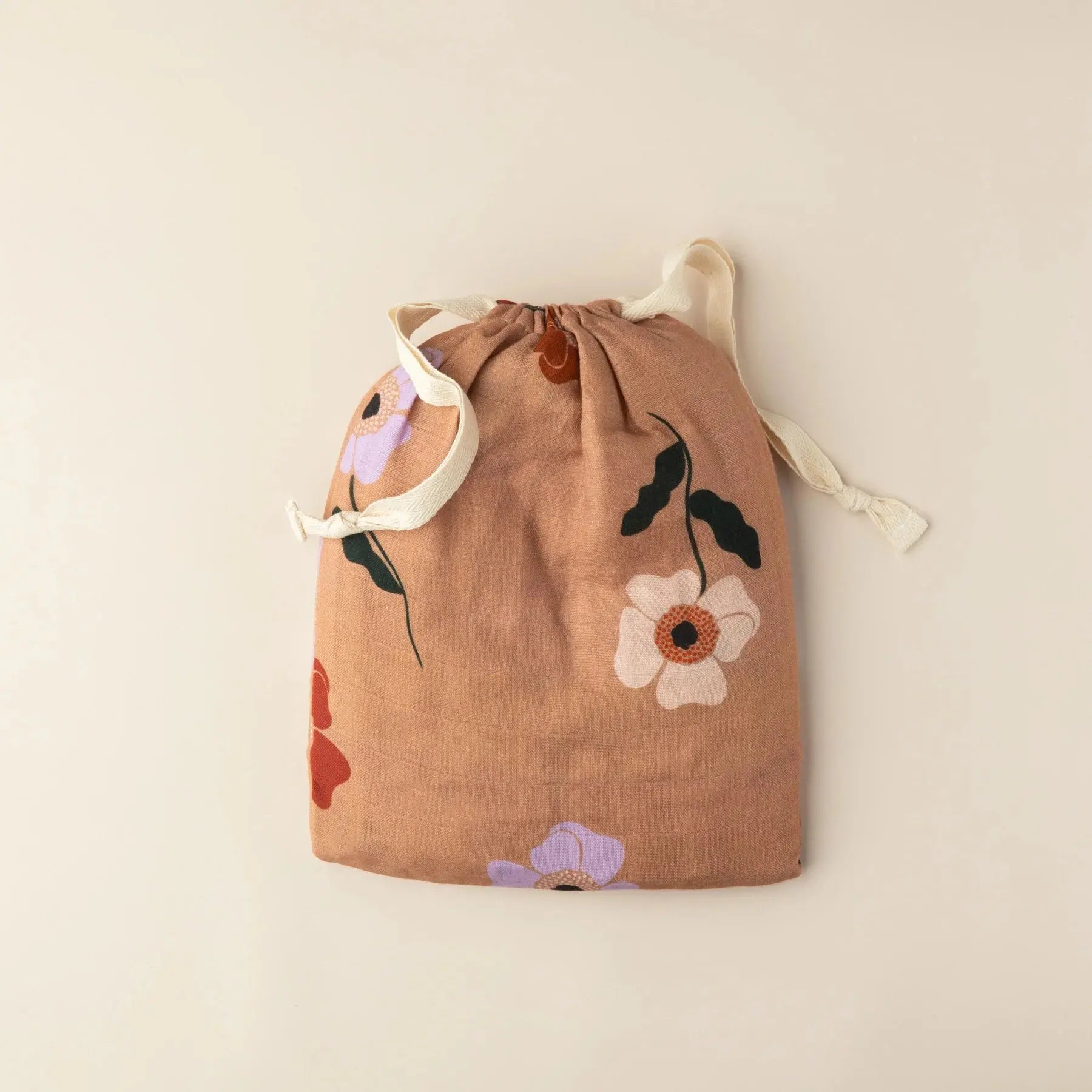 SNUG AS A BUB + CO Daisy Cot Sheet