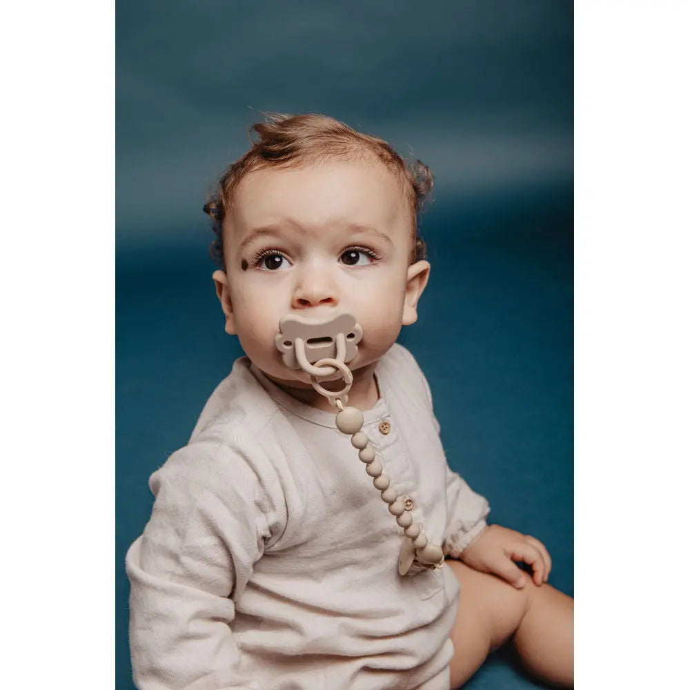 Suavinex Colour Essence Butterfly All Silicone SX Pro Soother 0-6 Months - Irish Cream