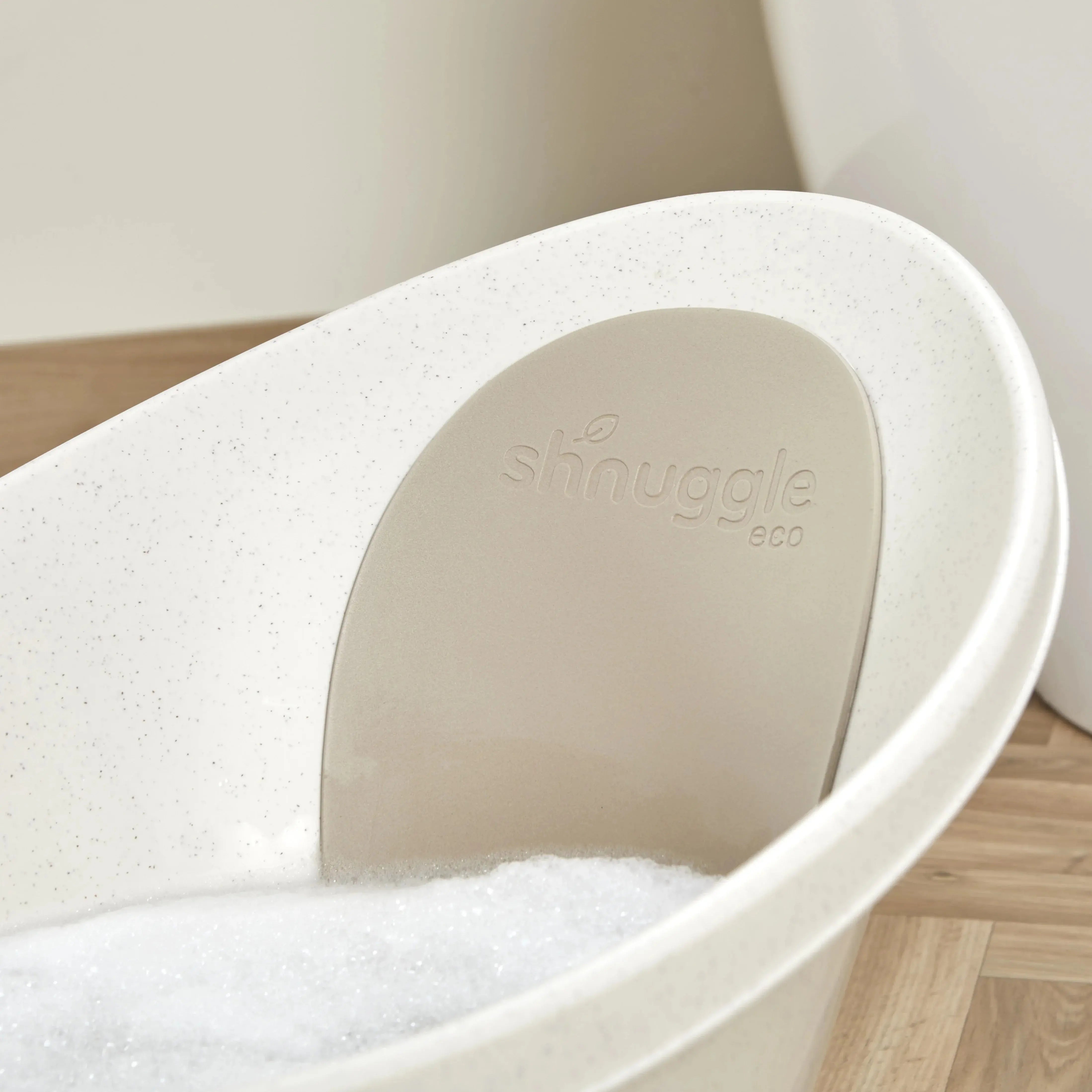 Shnuggle Eco Baby Bath | Recycled Materials | Built In Newborn Support and soft Backrest