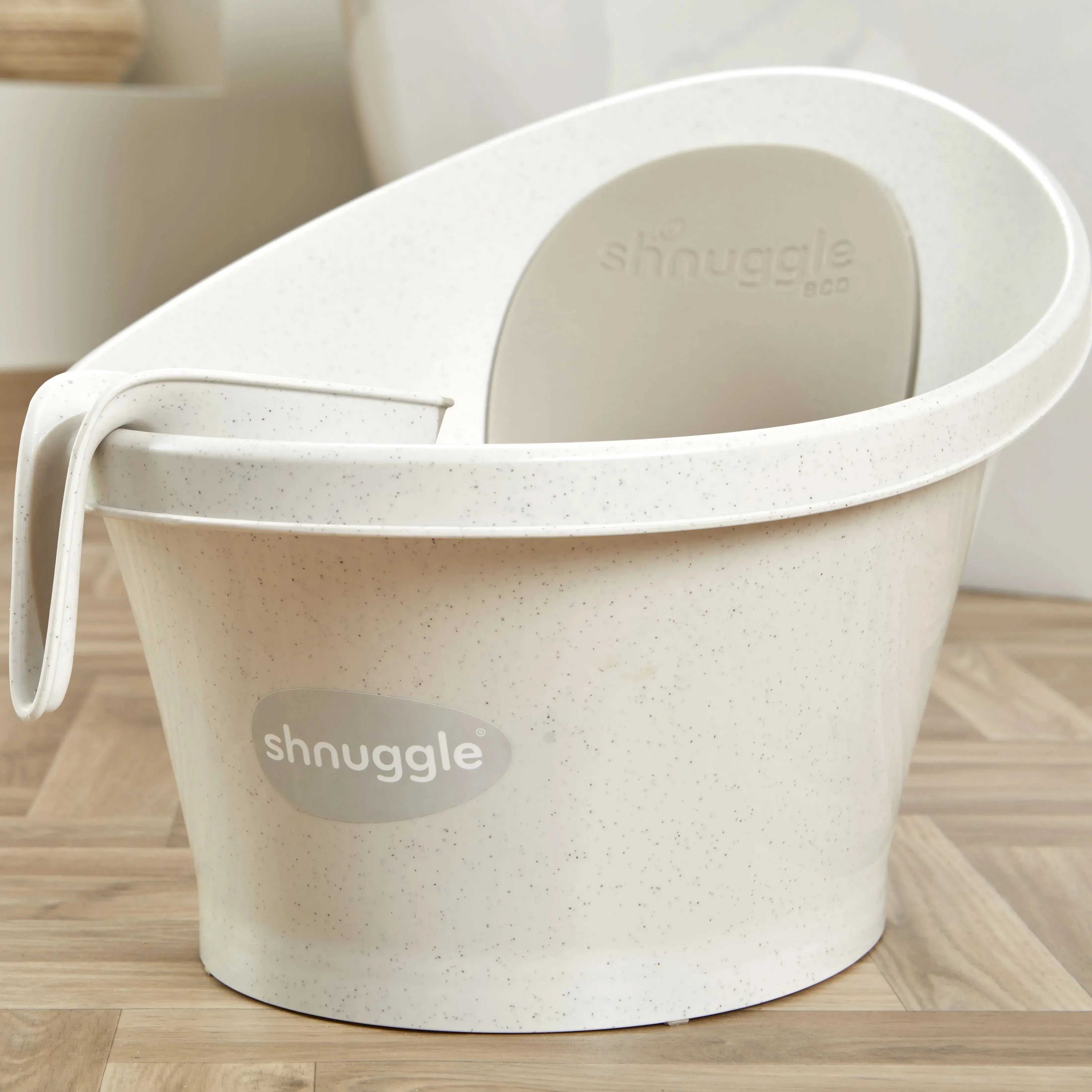 Shnuggle Eco Baby Bath | Recycled Materials | Built In Newborn Support and soft Backrest