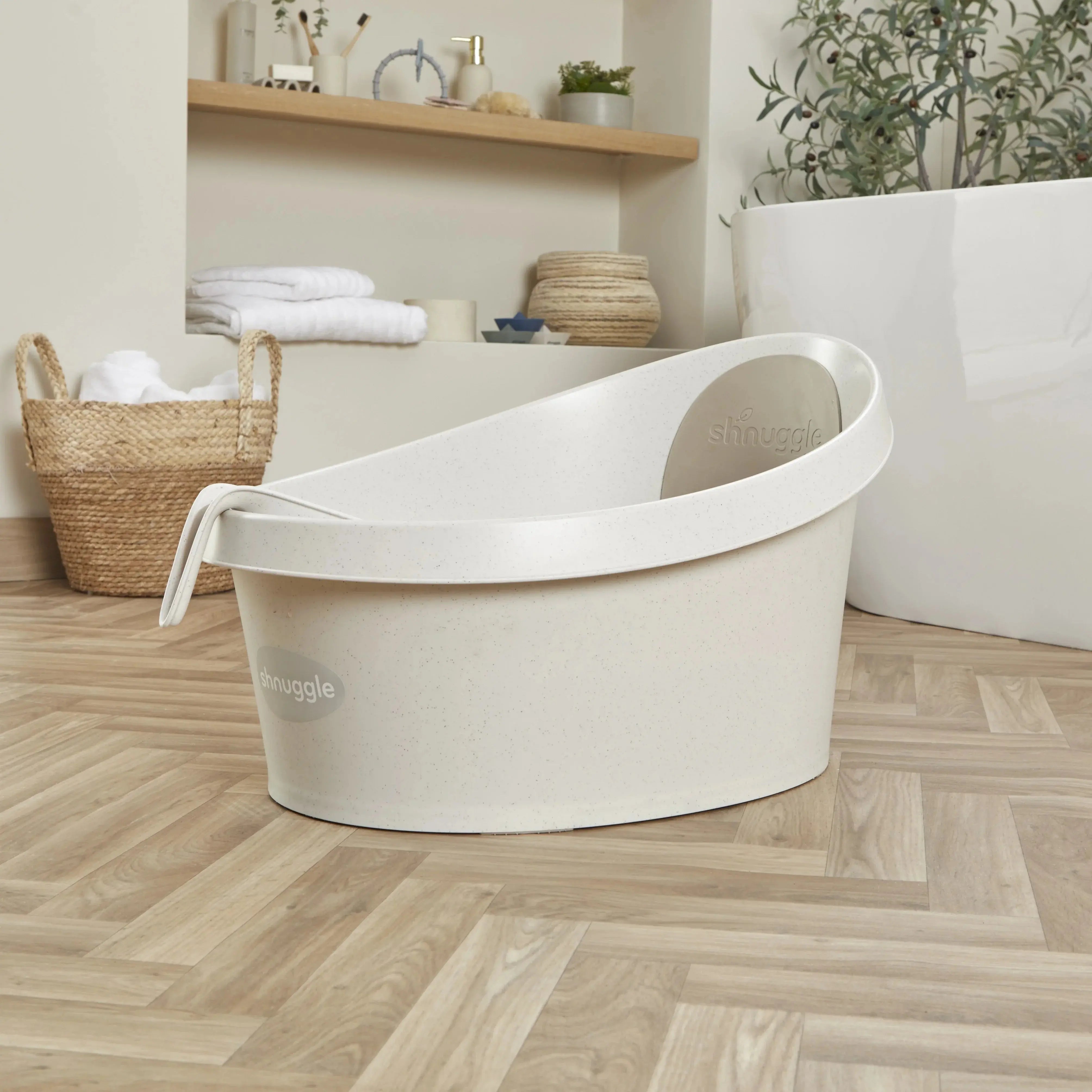 Shnuggle Eco Toddler Bath | Recycled Materials | Bigger Bath for Toddlers