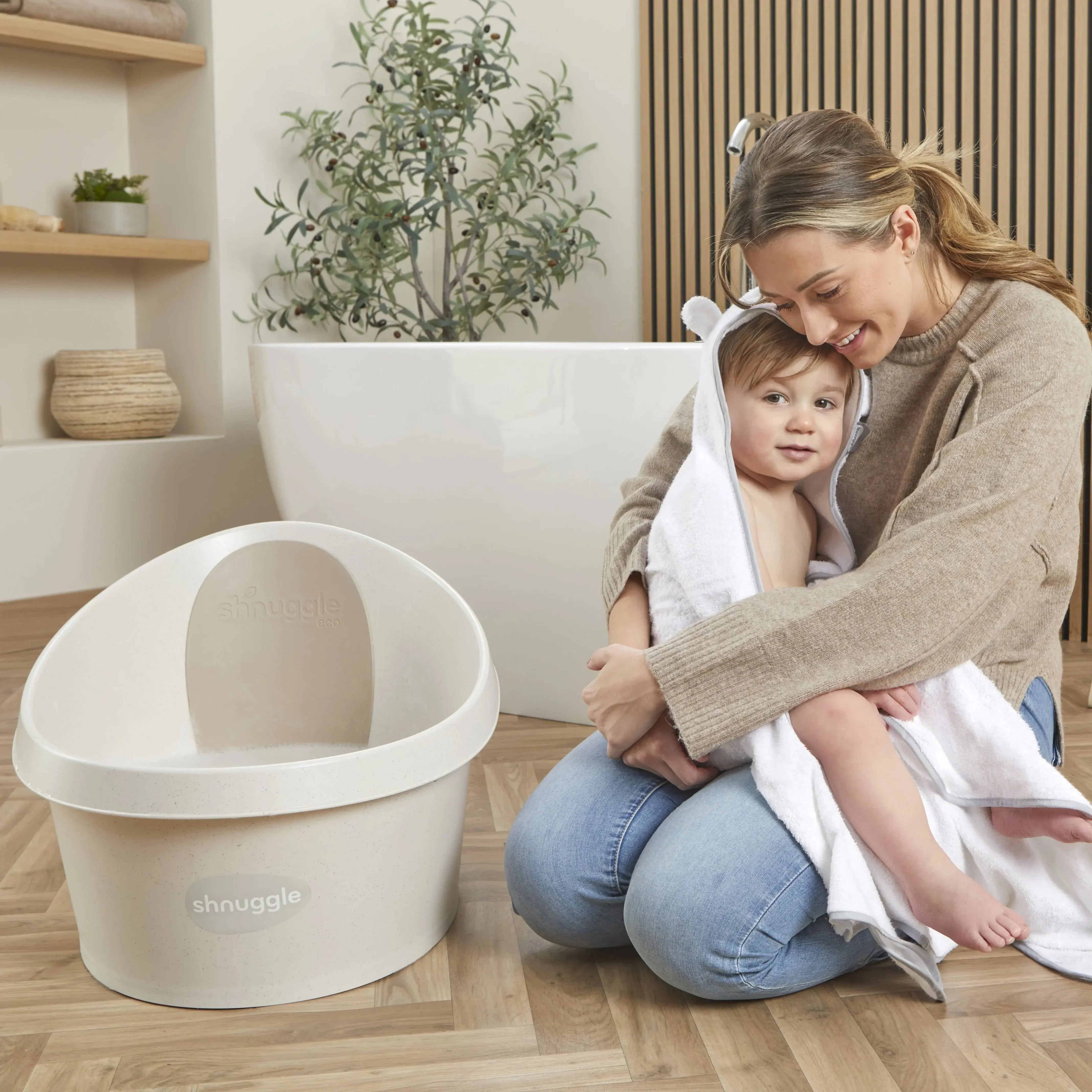 Shnuggle Eco Toddler Bath | Recycled Materials | Bigger Bath for Toddlers