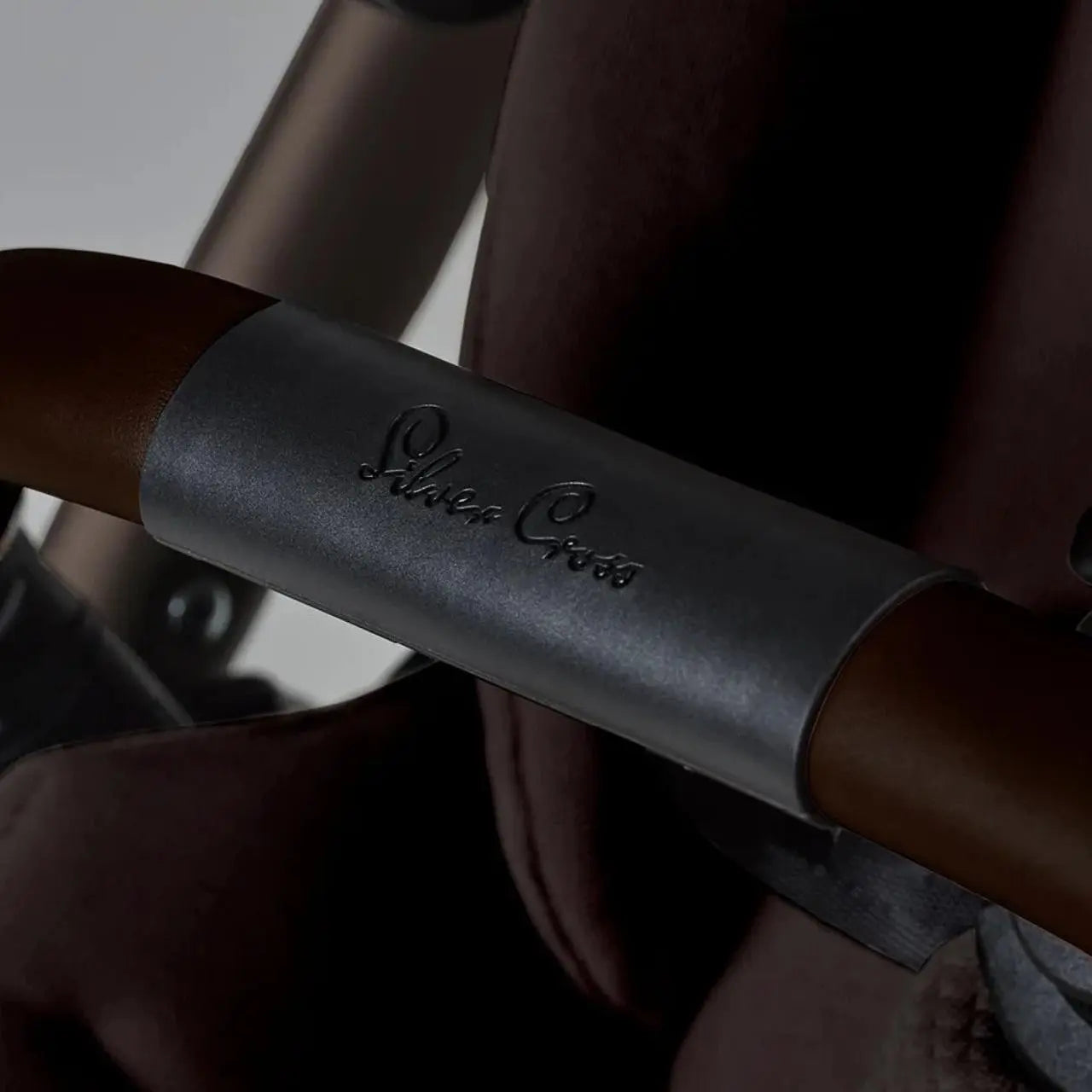 Silver Cross Reef 2 with First Bed Folding Carrycot - Special Edition Ganache