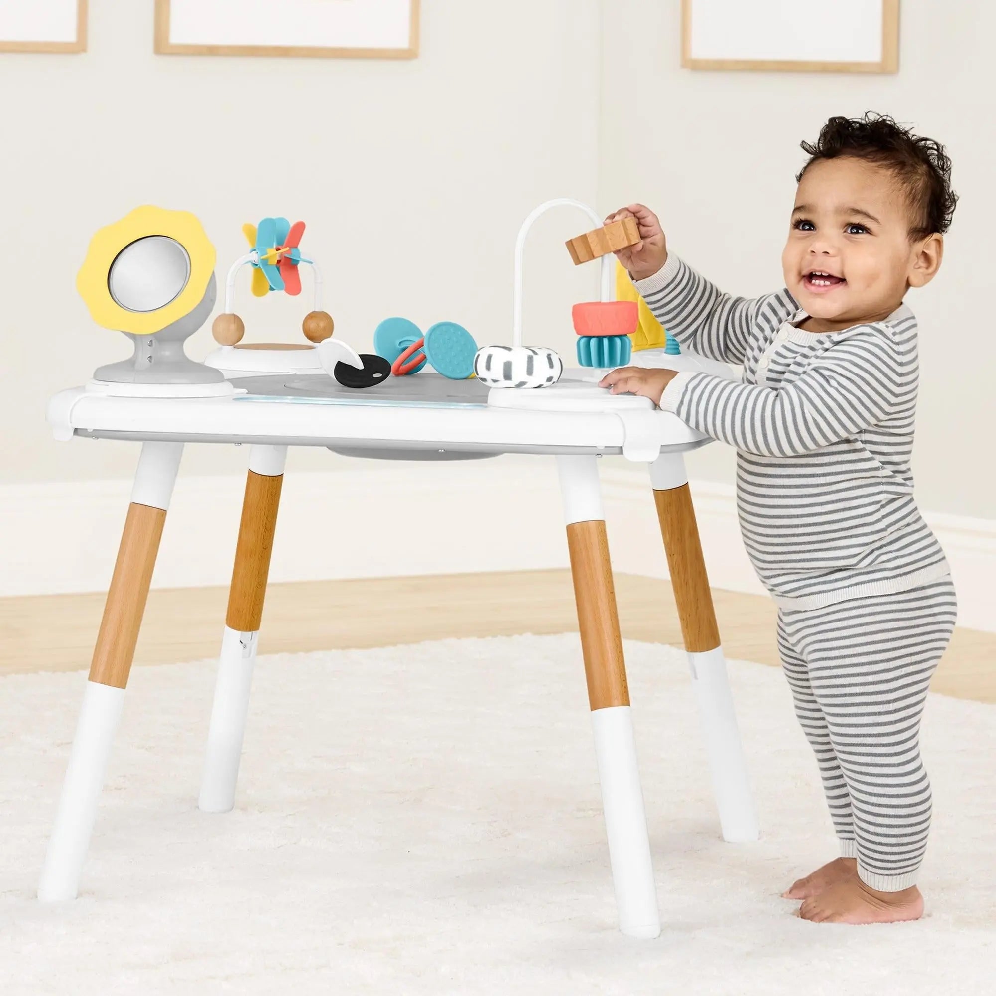 Skip Hop Discoverosity 3-Stage Activity Center