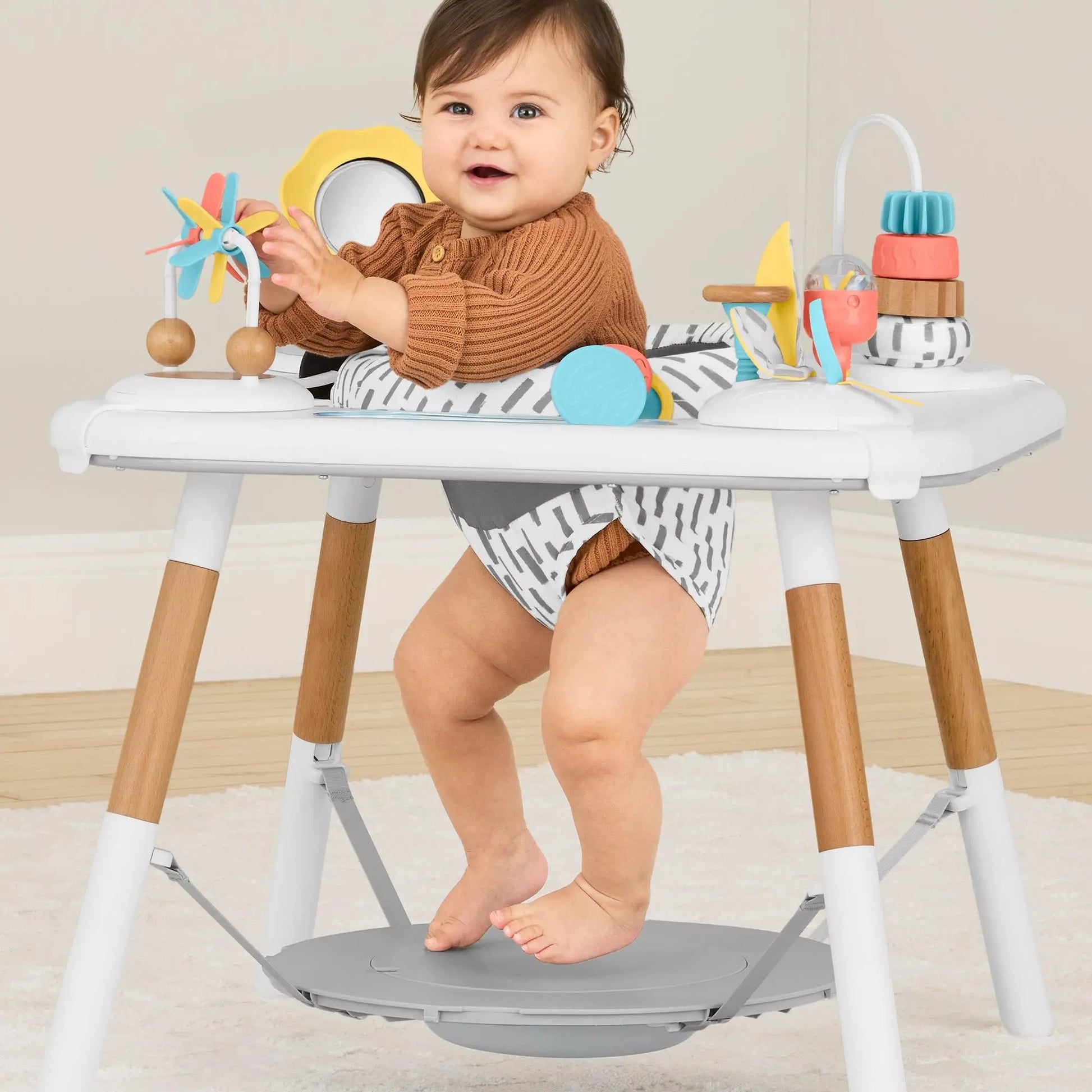 Skip Hop Discoverosity 3-Stage Activity Center