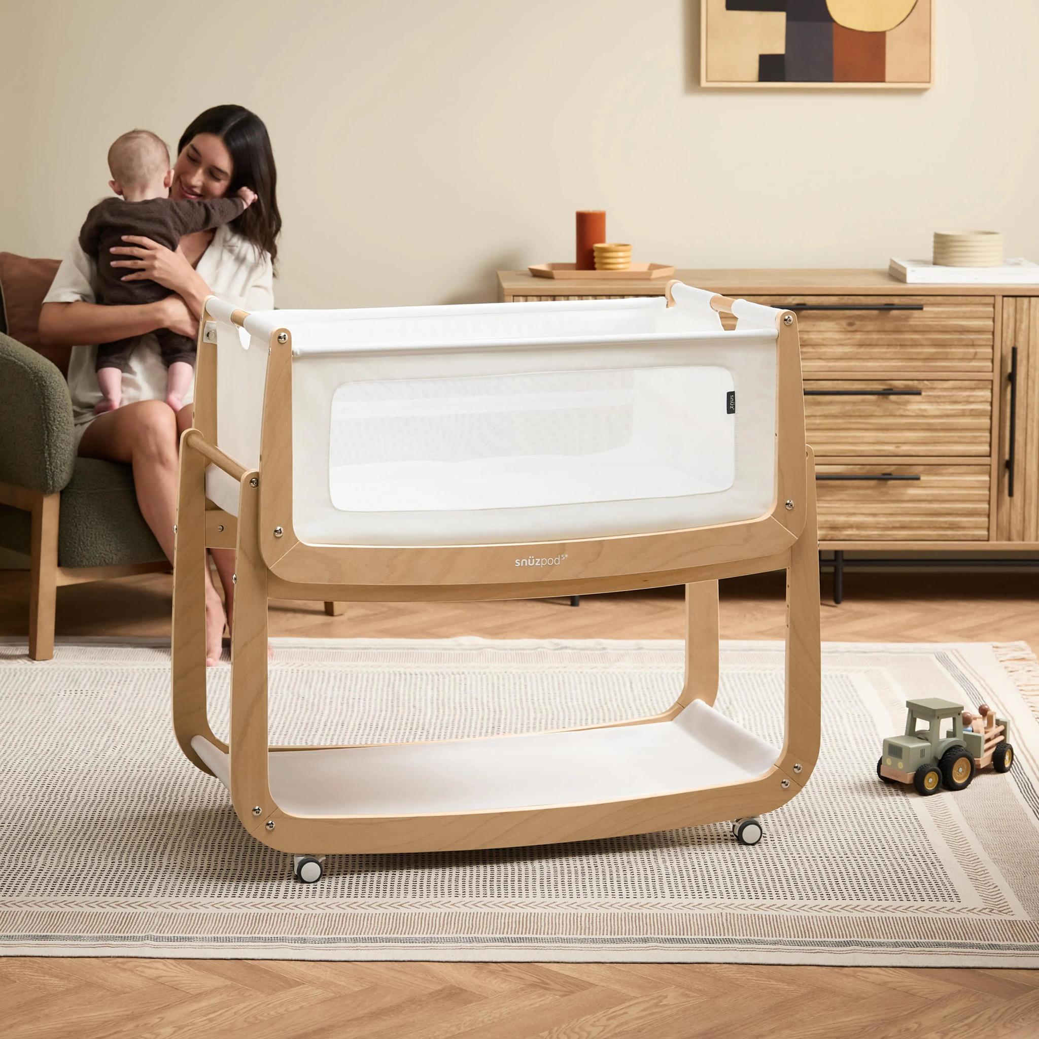 SnuzPod5 Bedside Bassinet - Natural