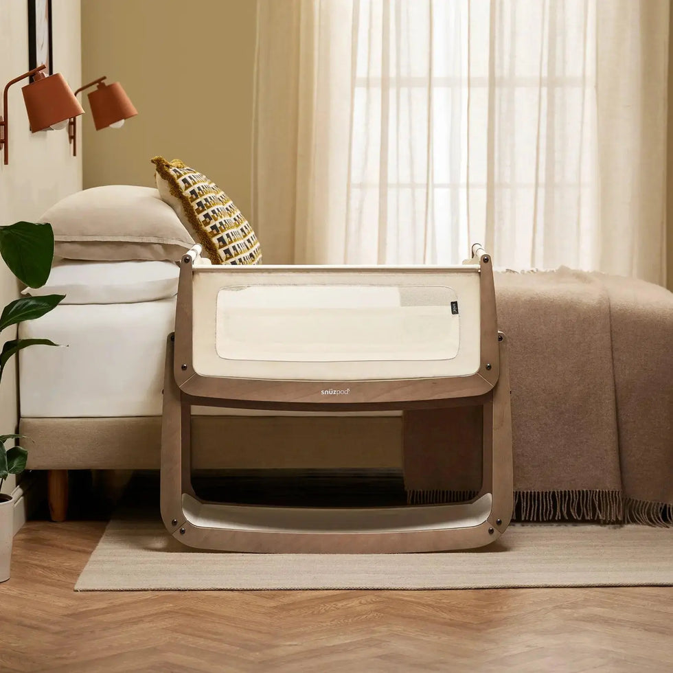 SnuzPod5 Bedside Bassinet White