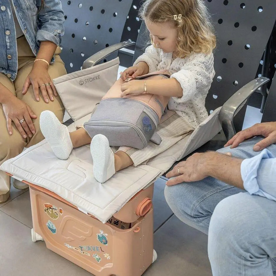 STOKKE JETKIDS RideBoxピンク Jetkids Bed Box - Pink Lemonade