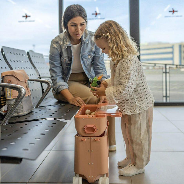 Stokke JetKids BedBox - Ride-On luggage - Coral Pink