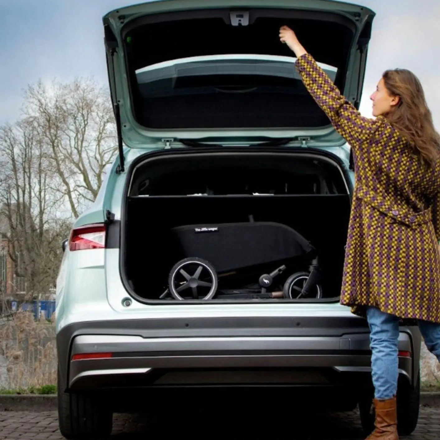 The Jiffle Wagon 6 in 1 Pram