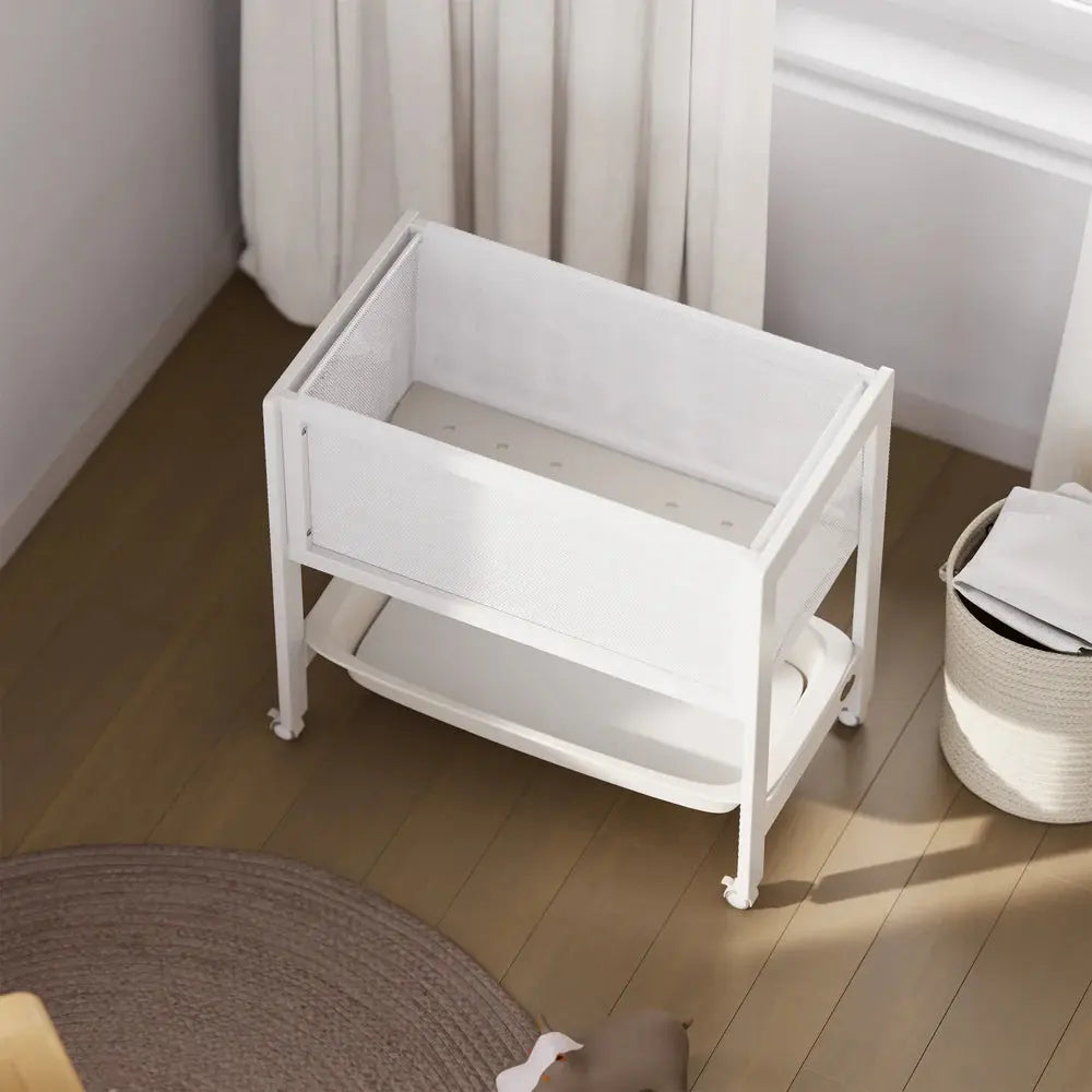 Tidy Bassinet/Change Table - 2 in 1