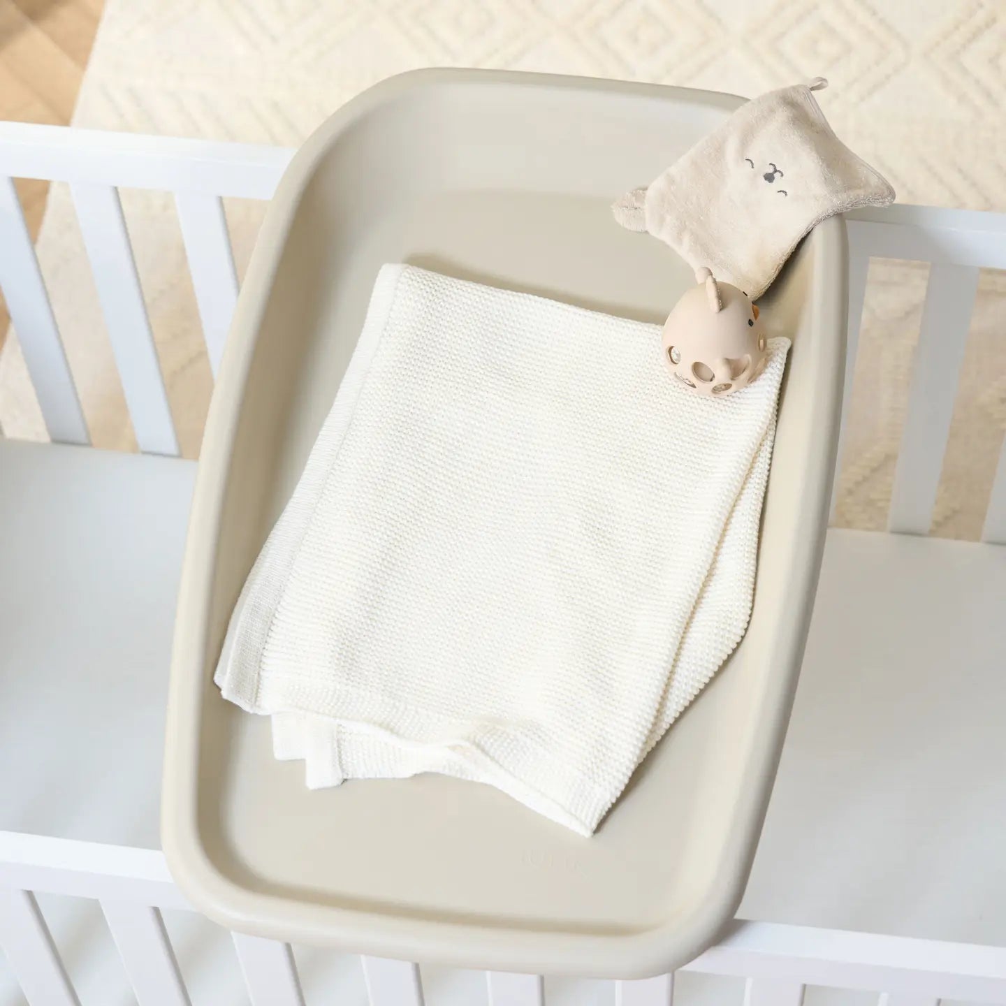 Cushi Baby Changing Mat in Cashmere