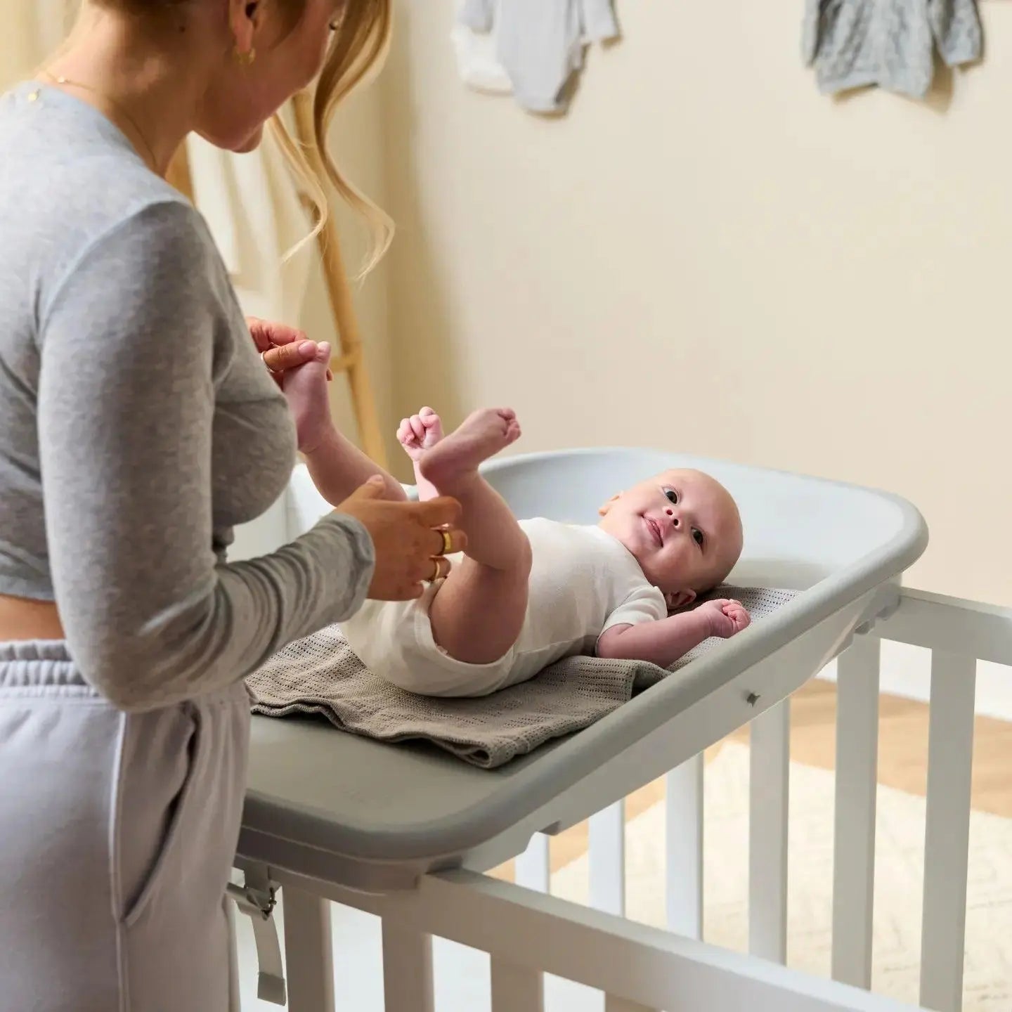 Cushi Baby Changing Mat in Cloud