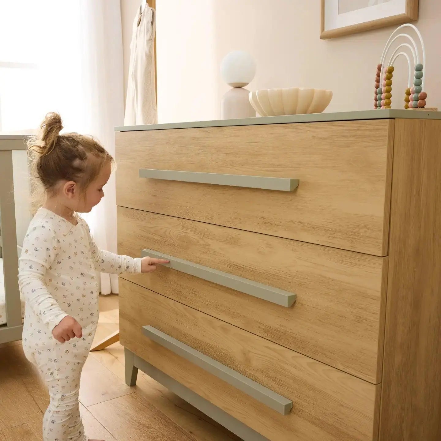 Tutti Bambini Hallee Chest Changer - Sage & Golden Oak