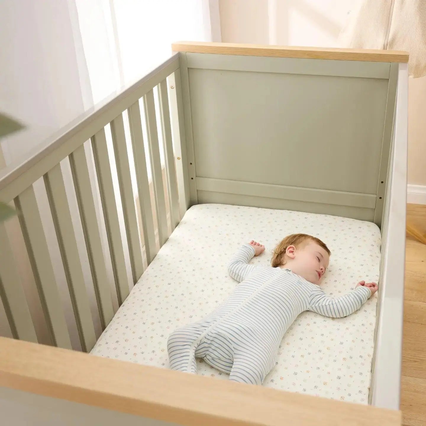 Tutti Bambini Misha Cot - Sage & Golden Oak