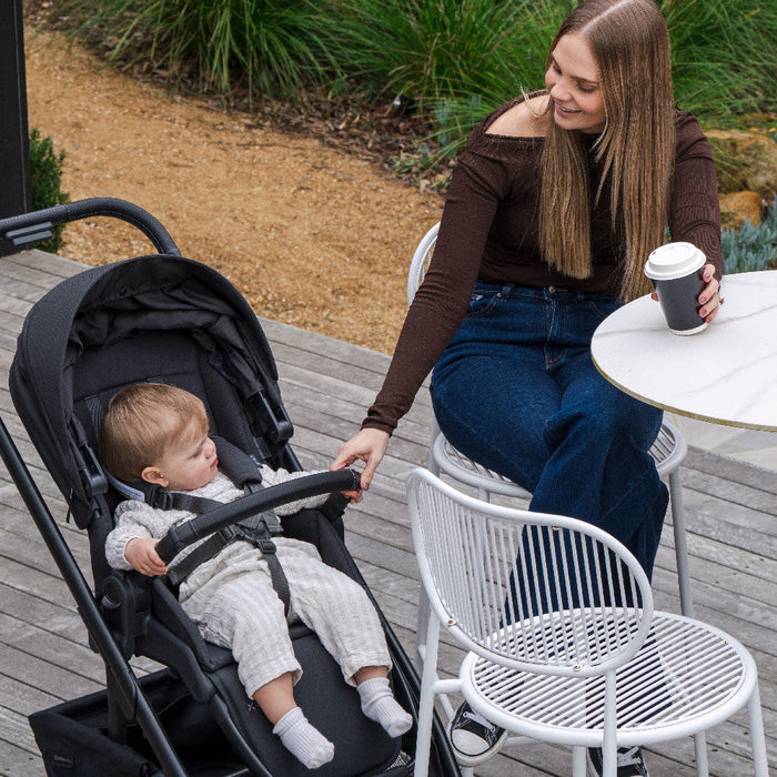 UPPAbaby Cruz V3 Pram - Evelyn (Meadow Green)