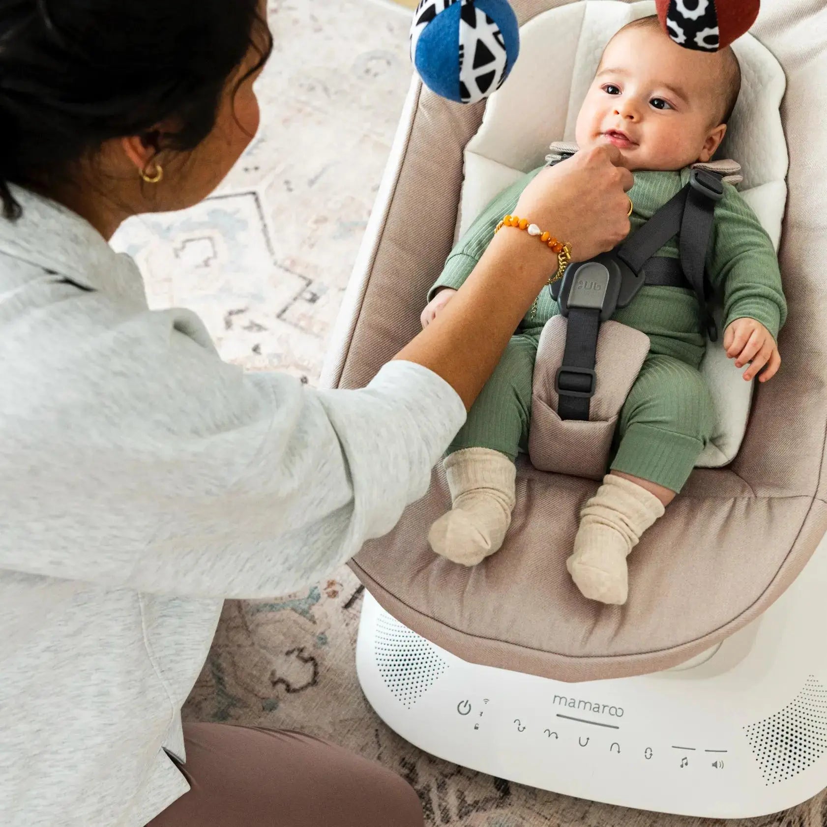 UPPAbaby Mamaroo Baby Swing