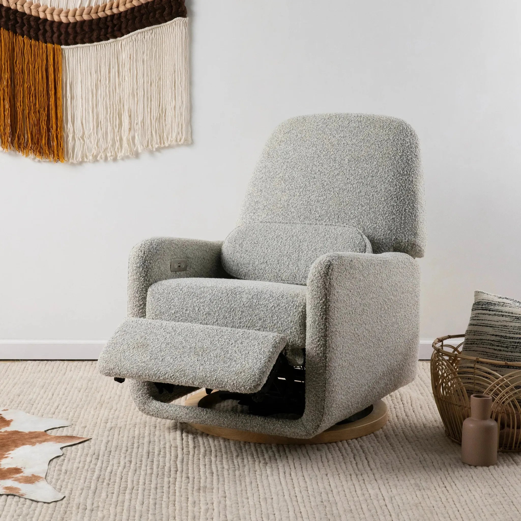 Ubabub Arc Electronic Recliner & Swivel Glider