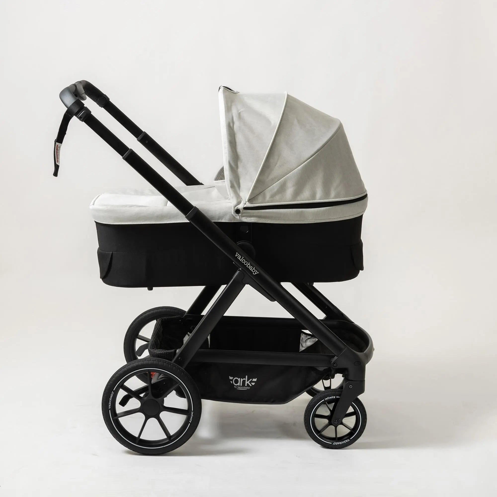 Valco Baby Ark Bassinet