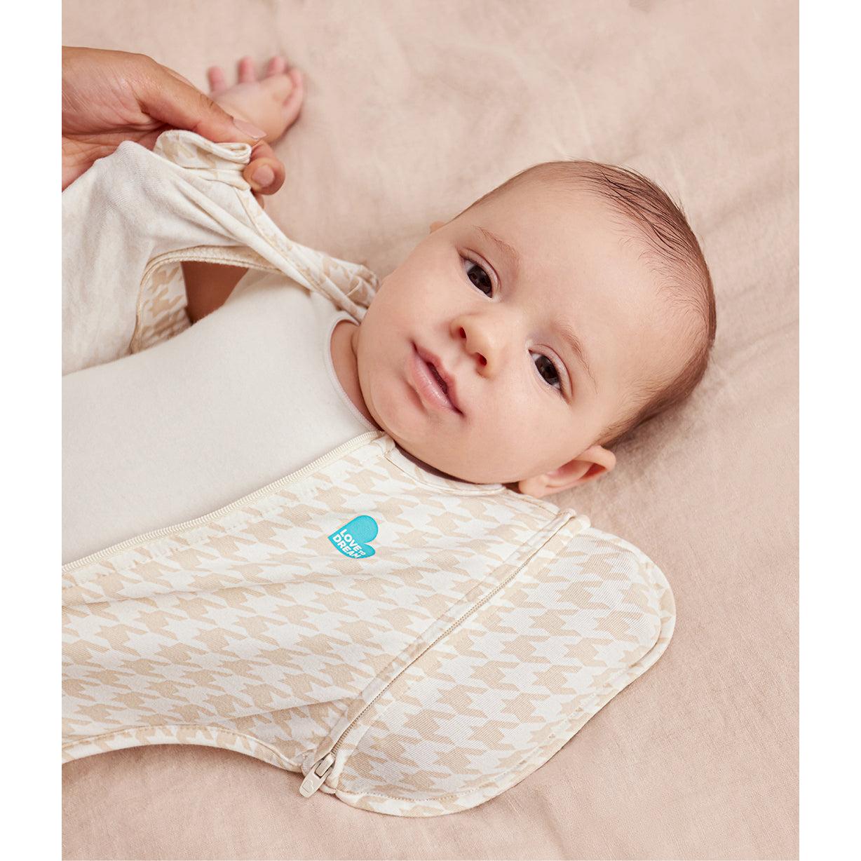 Swaddle Up™ Transition Bag 1.0 TOG Cotton Tan Houndstooth
