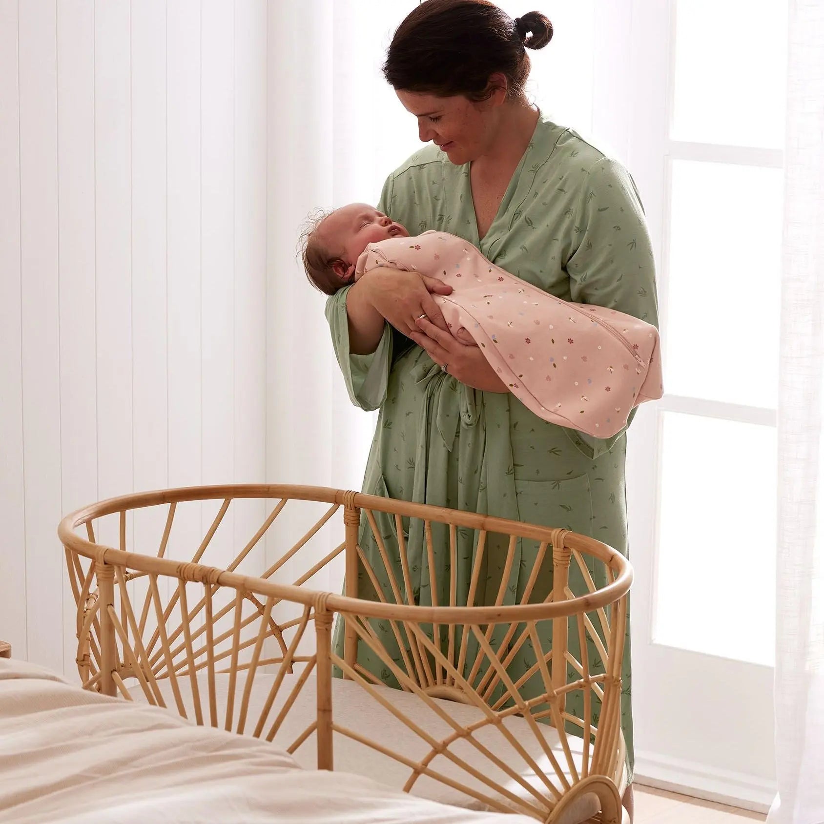 Cocoon Swaddle Bag 1.0 TOG Daisies