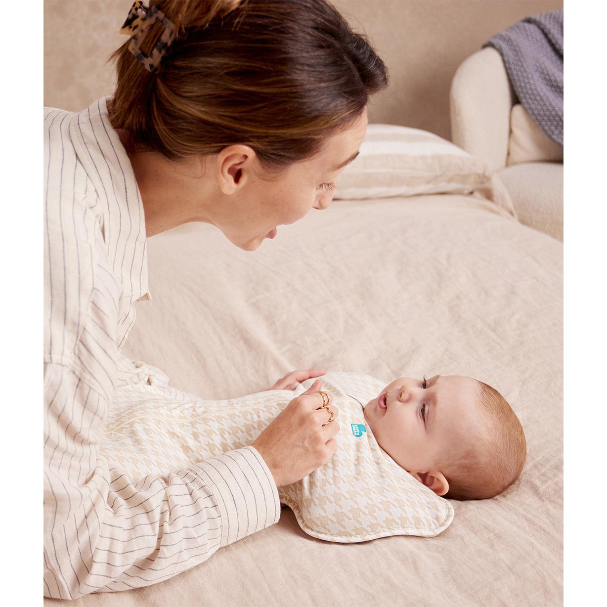 Swaddle Up™ 1.0 TOG Cotton Tan Houndstooth