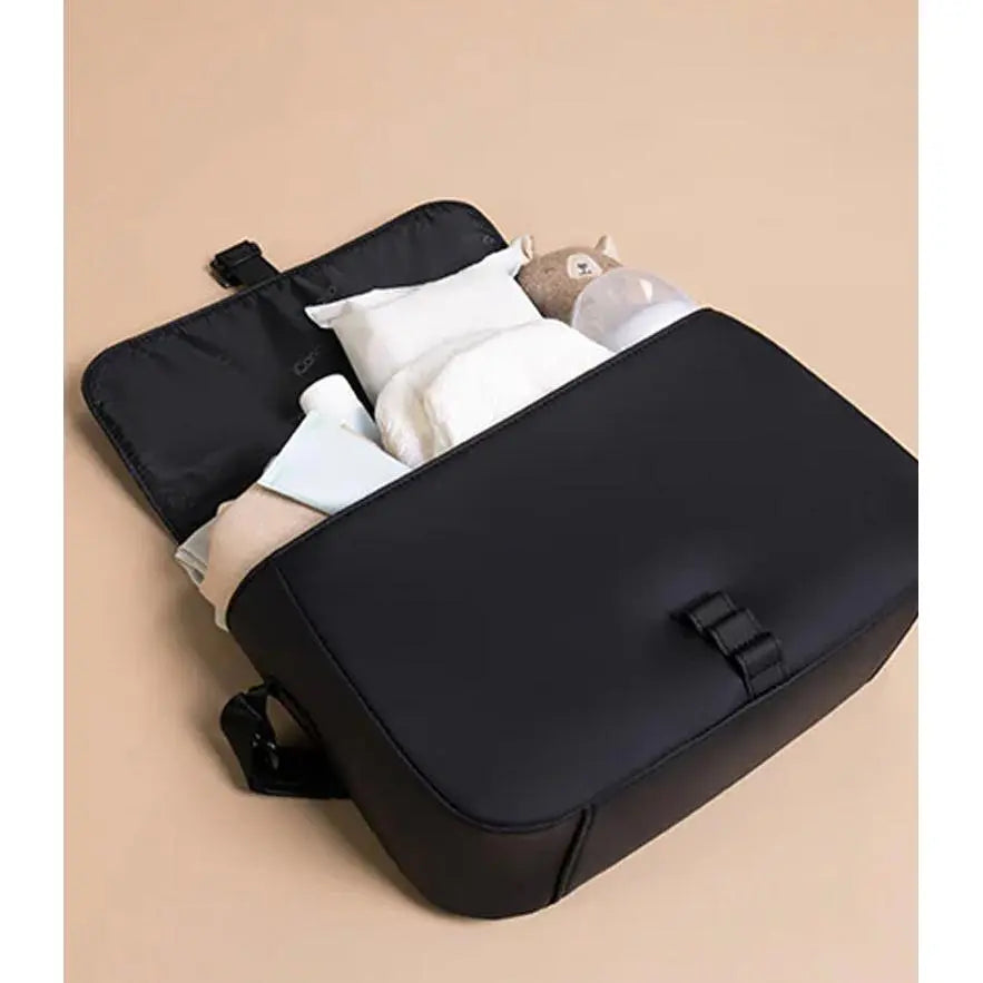 Close-up of the iCandy Organiser Bag packed with parent essentials