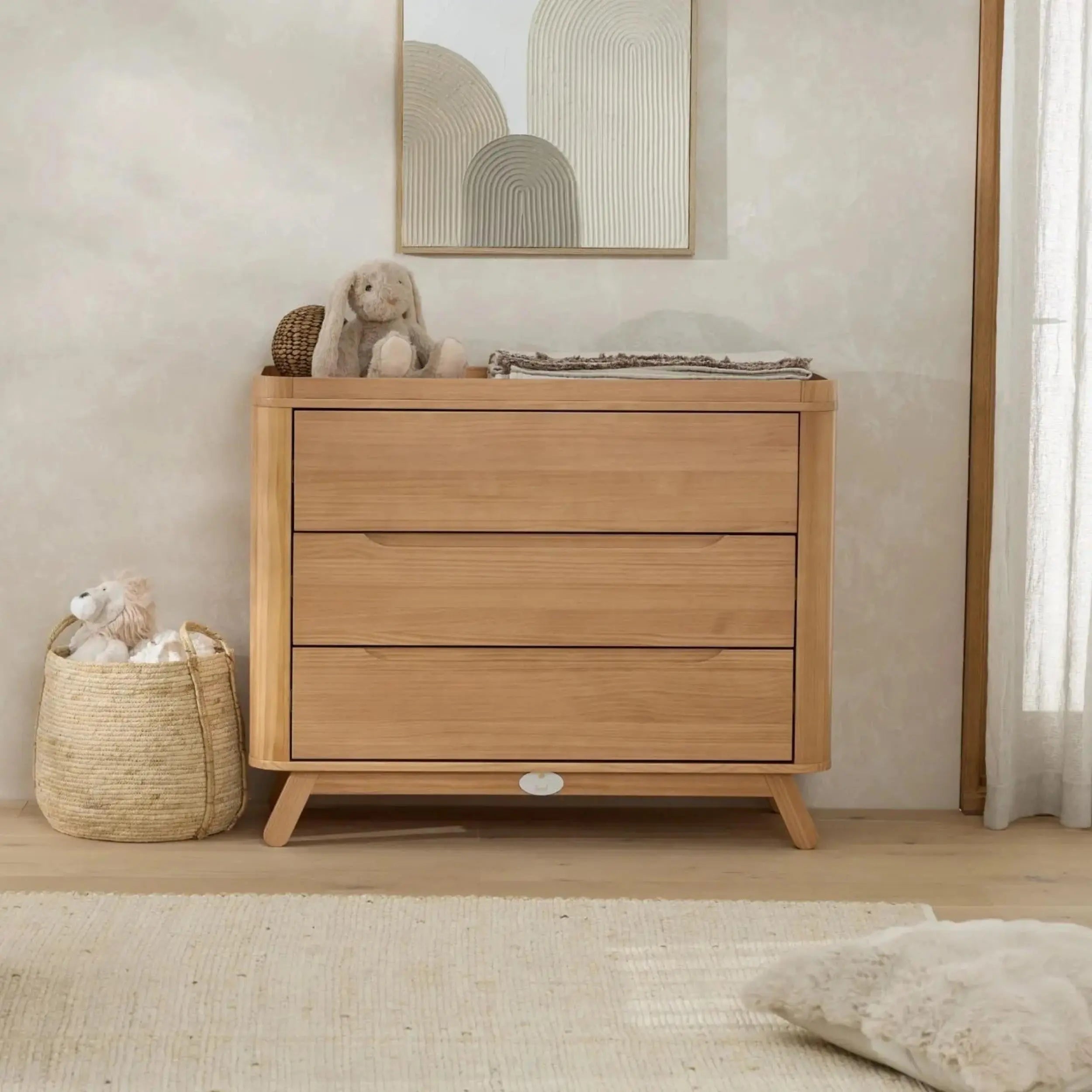 il Tutto Ollie Cot, Mattress, Dresser and Frankie Electric Nursing Chair Package  