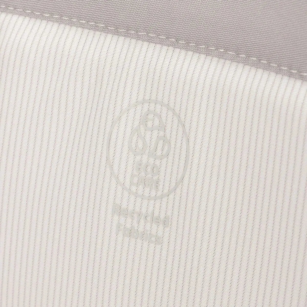 Maxi Cosi Iora Air Bedside Sleeper  