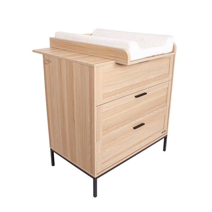 Jakarta Chest