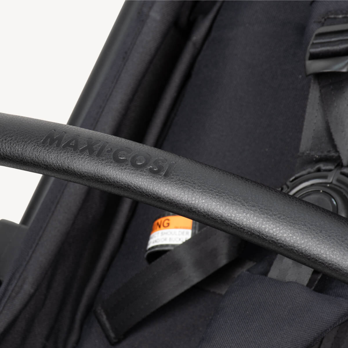 Maxi Cosi Leya removable bumper bar, Essential Black