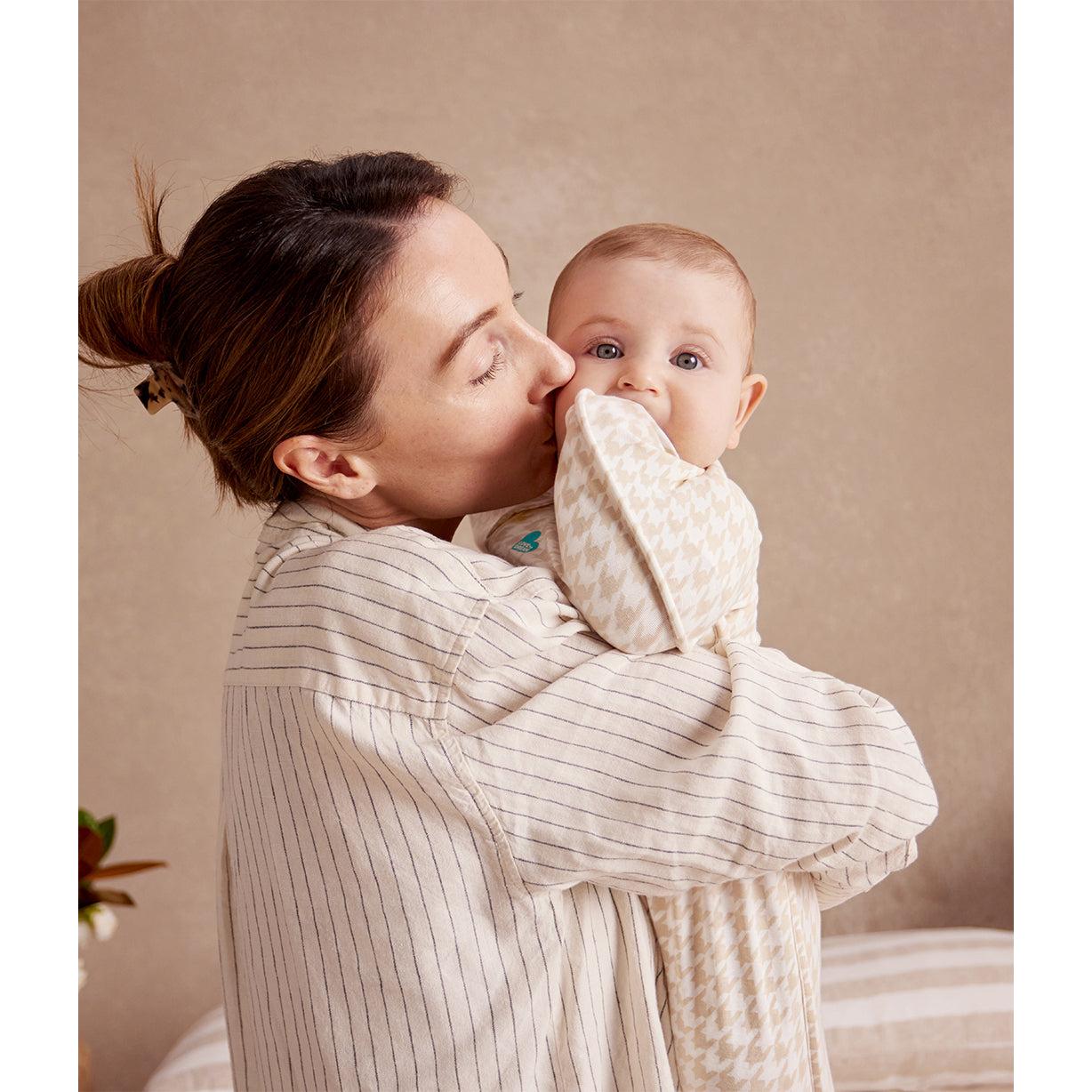 Swaddle Up™ 1.0 TOG Cotton Tan Houndstooth