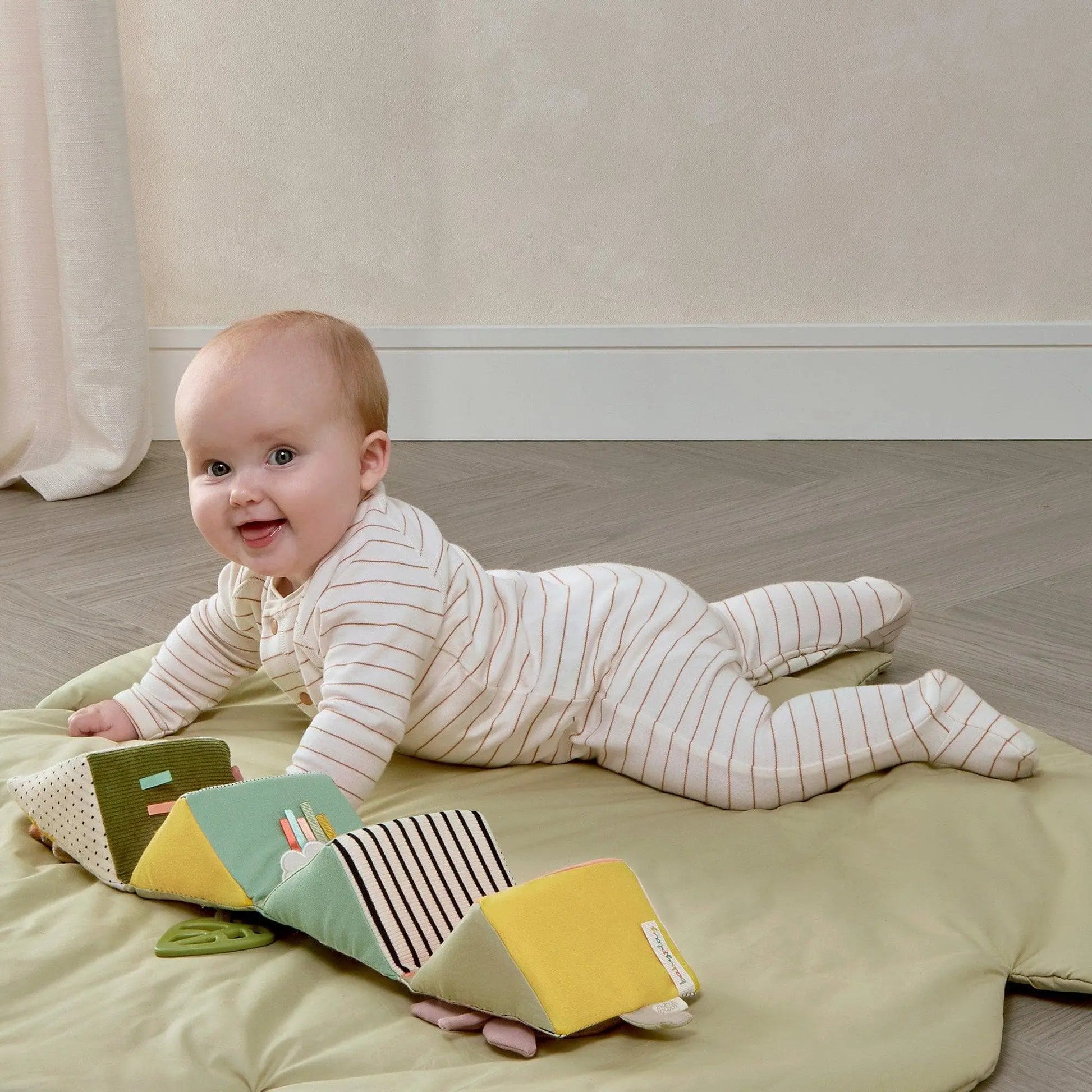 Folding Activity Cube