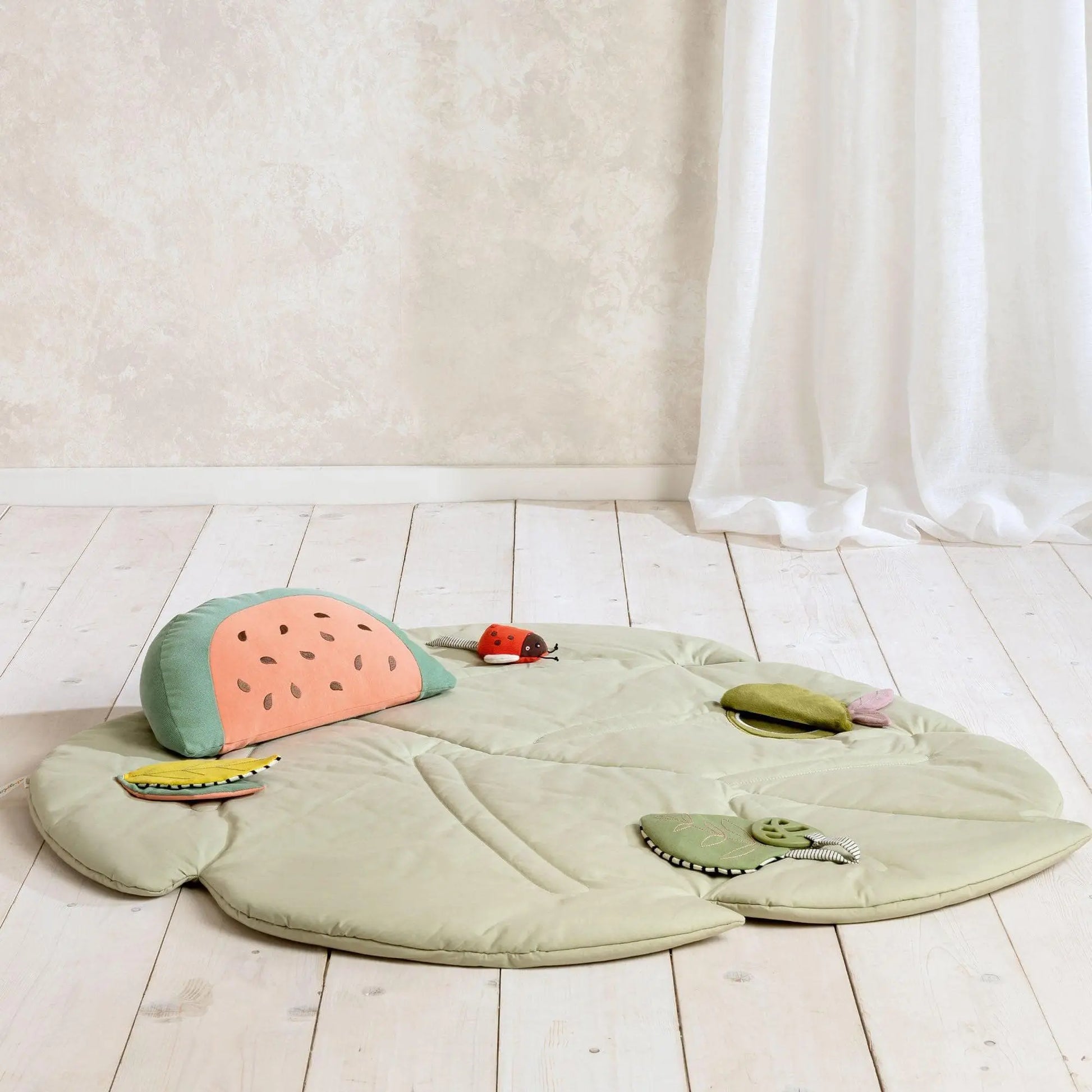 Leaf Playmat - Safari