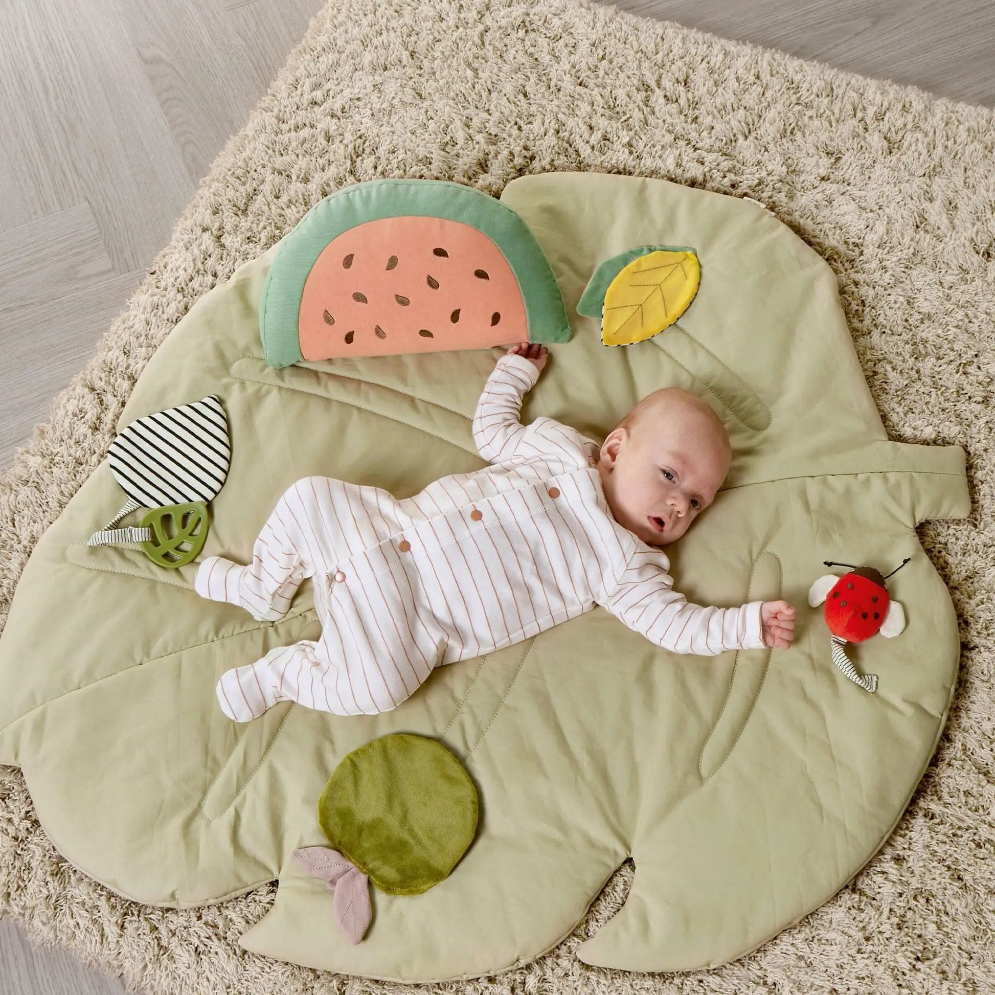 Leaf Playmat - Safari