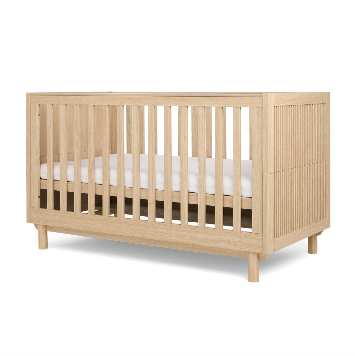 Mamas & Papas Oska 5 piece nursery set in oak with cotbed and dresser changer