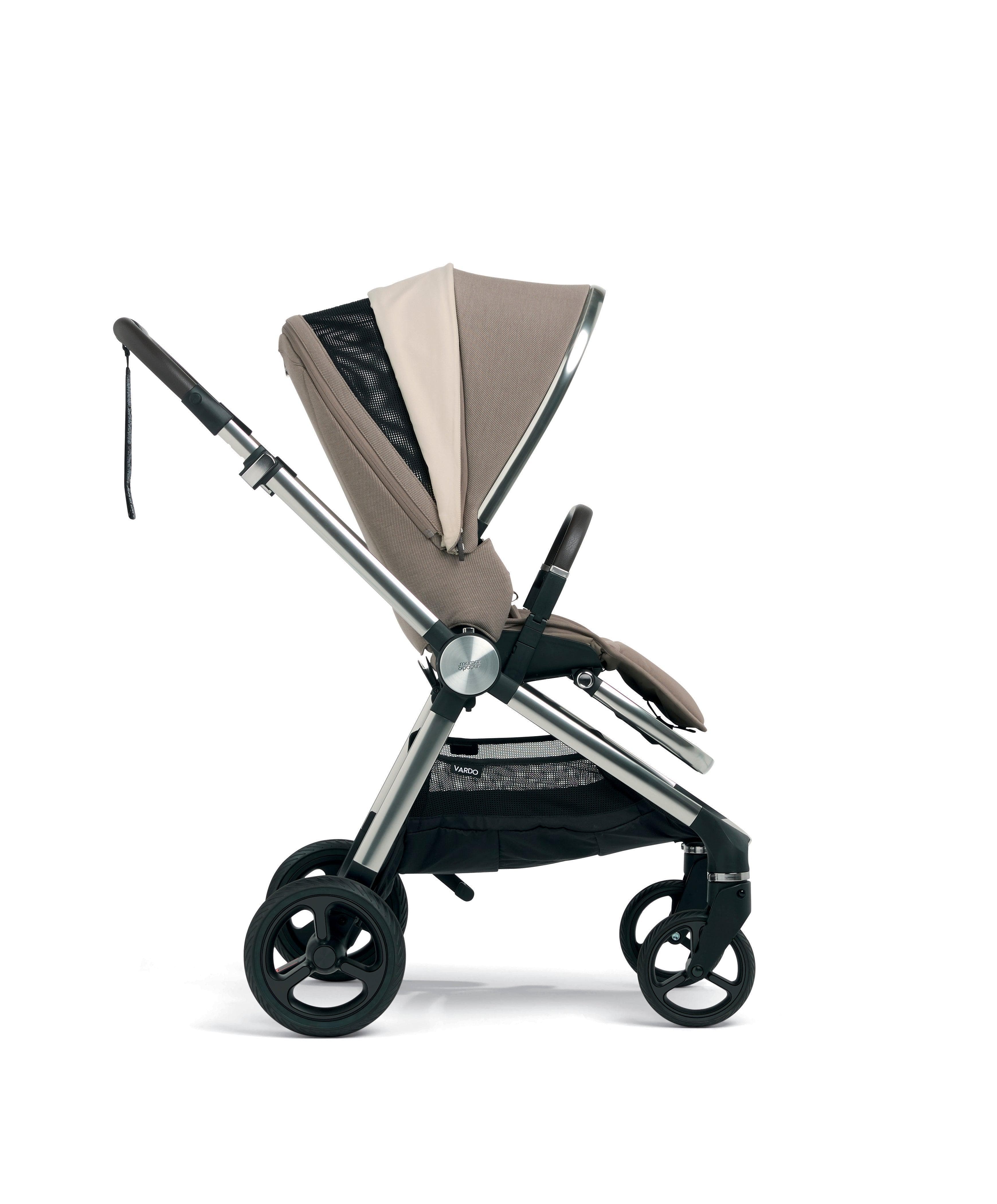Mamas & Papas Vardo Heritage – adjustable handlebar height and classic chestnut leatherette detail