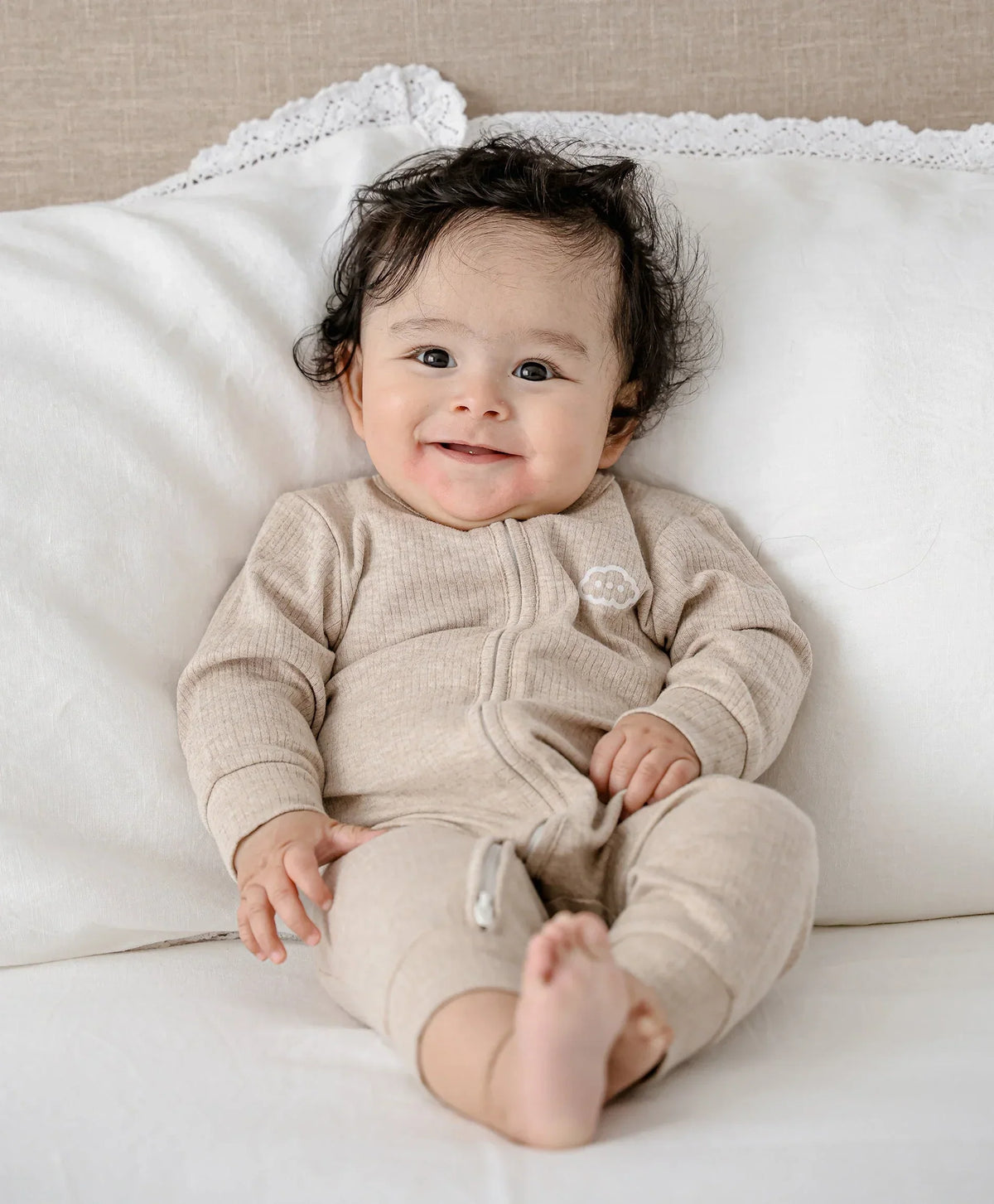 Lummi in Colour growsuit in Heather Oat organic cotton with zip