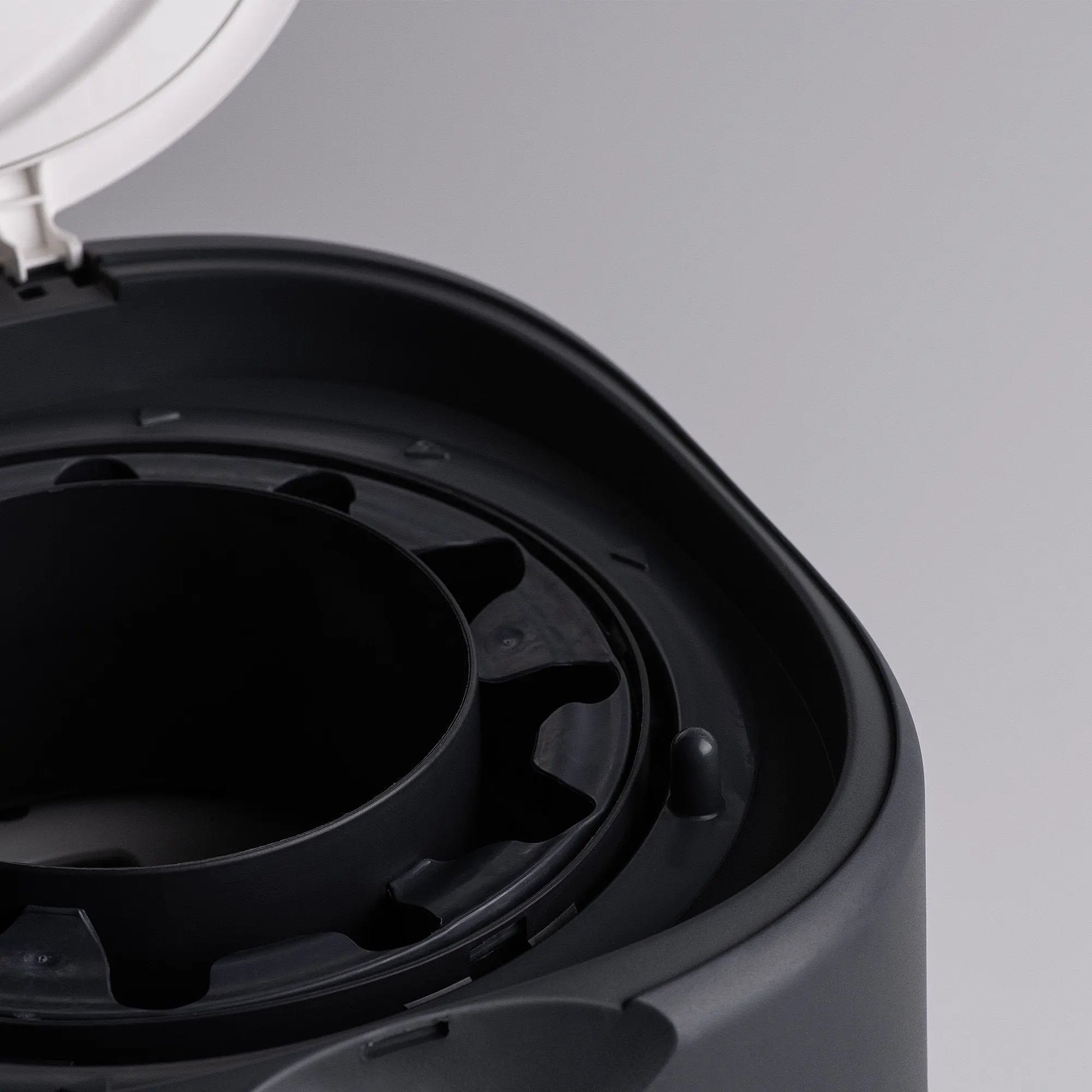 Twist & Click Nappy Disposal Bin