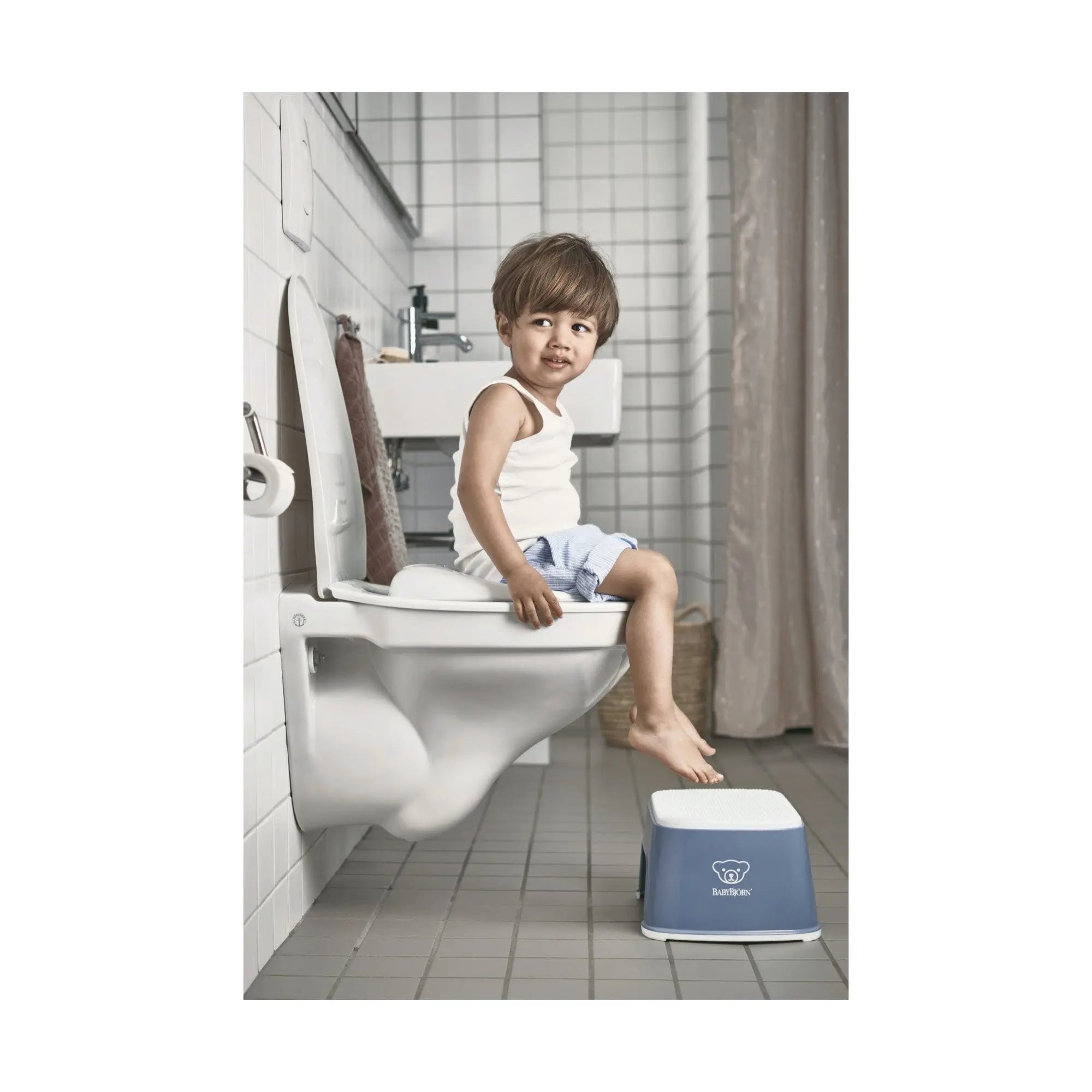 BabyBjorn Step Stool Babybjorn