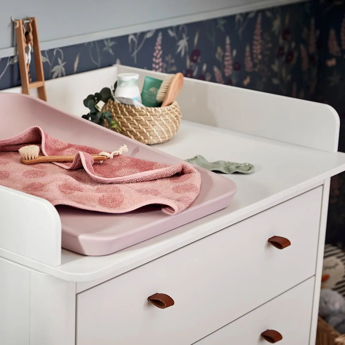 leander classic dresser Leander Classic Dresser, White
