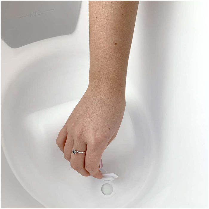 Shnuggle Baby Bath With Plug