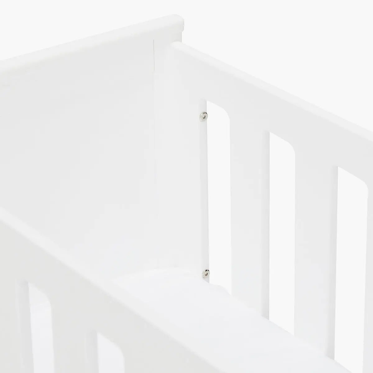 Tasman Venice Bassinet with Mattress